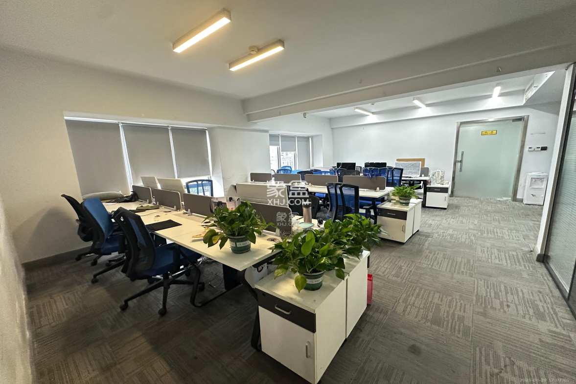 保利国际广场 1室1厅1卫 13000.0元/月 保利国际广场 1室1厅1卫 13000.0元/月室内图