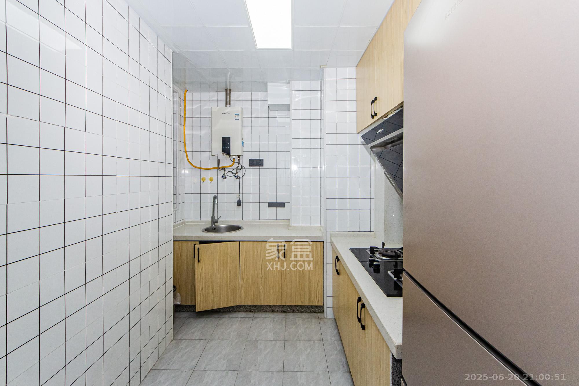 北辰三角洲C3区 3室2厅2卫 136.0万 北辰三角洲C3区 3室2厅2卫 136.0万厨房