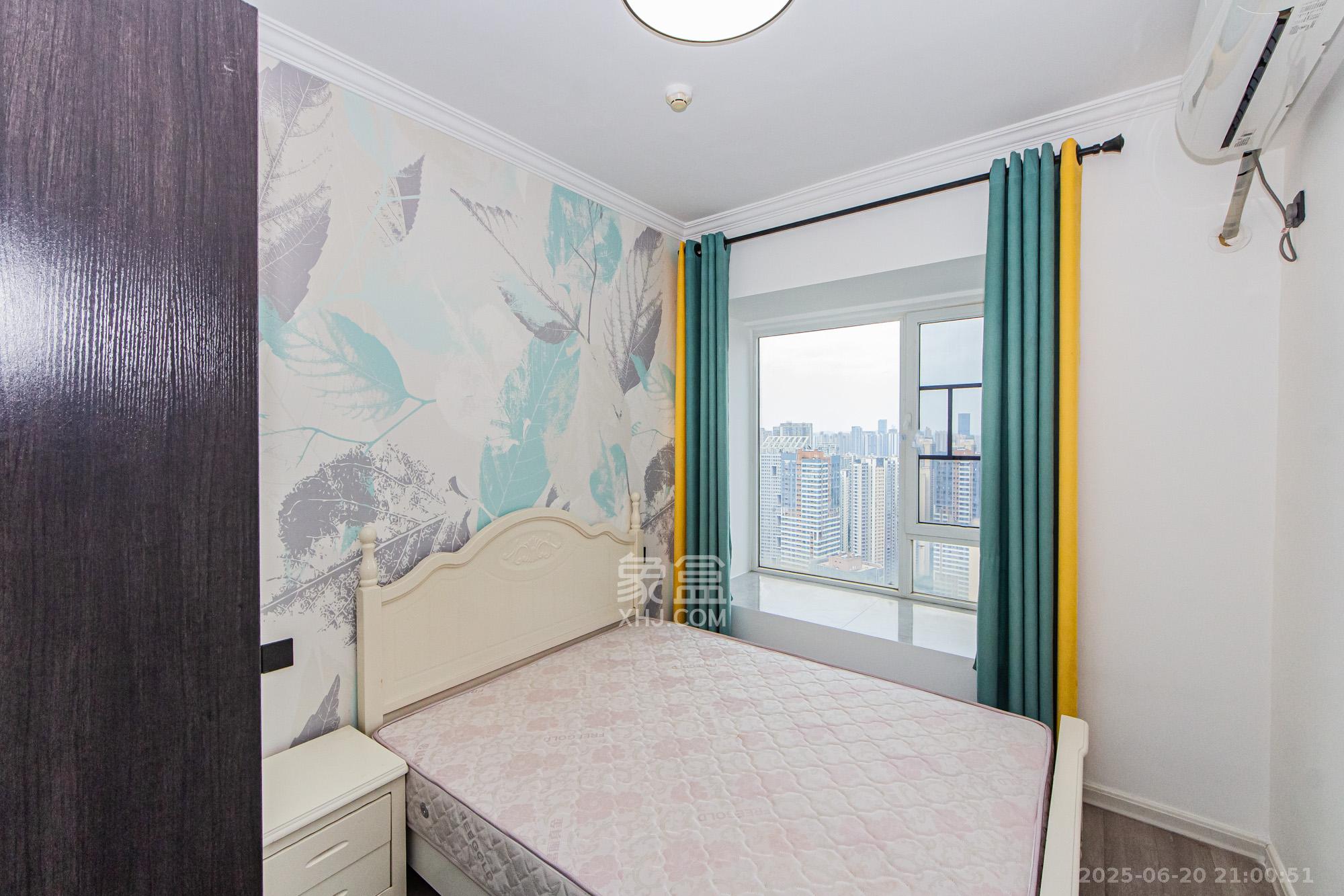 北辰三角洲C3区 3室2厅2卫 136.0万 北辰三角洲C3区 3室2厅2卫 136.0万卧室