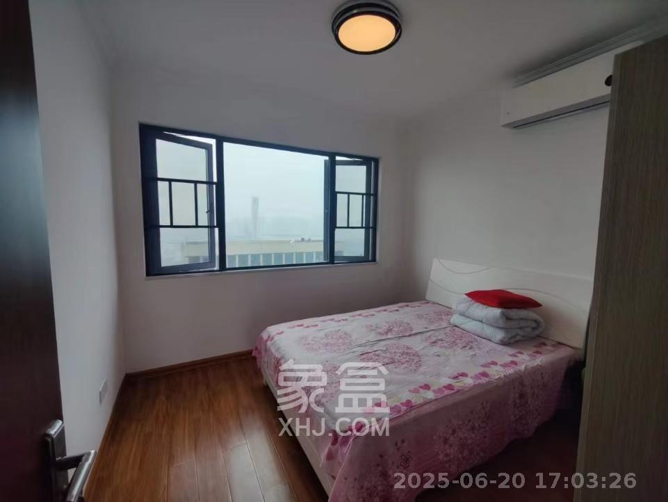 中冶中央公园  3室2厅2卫   3300.00元/月室内图