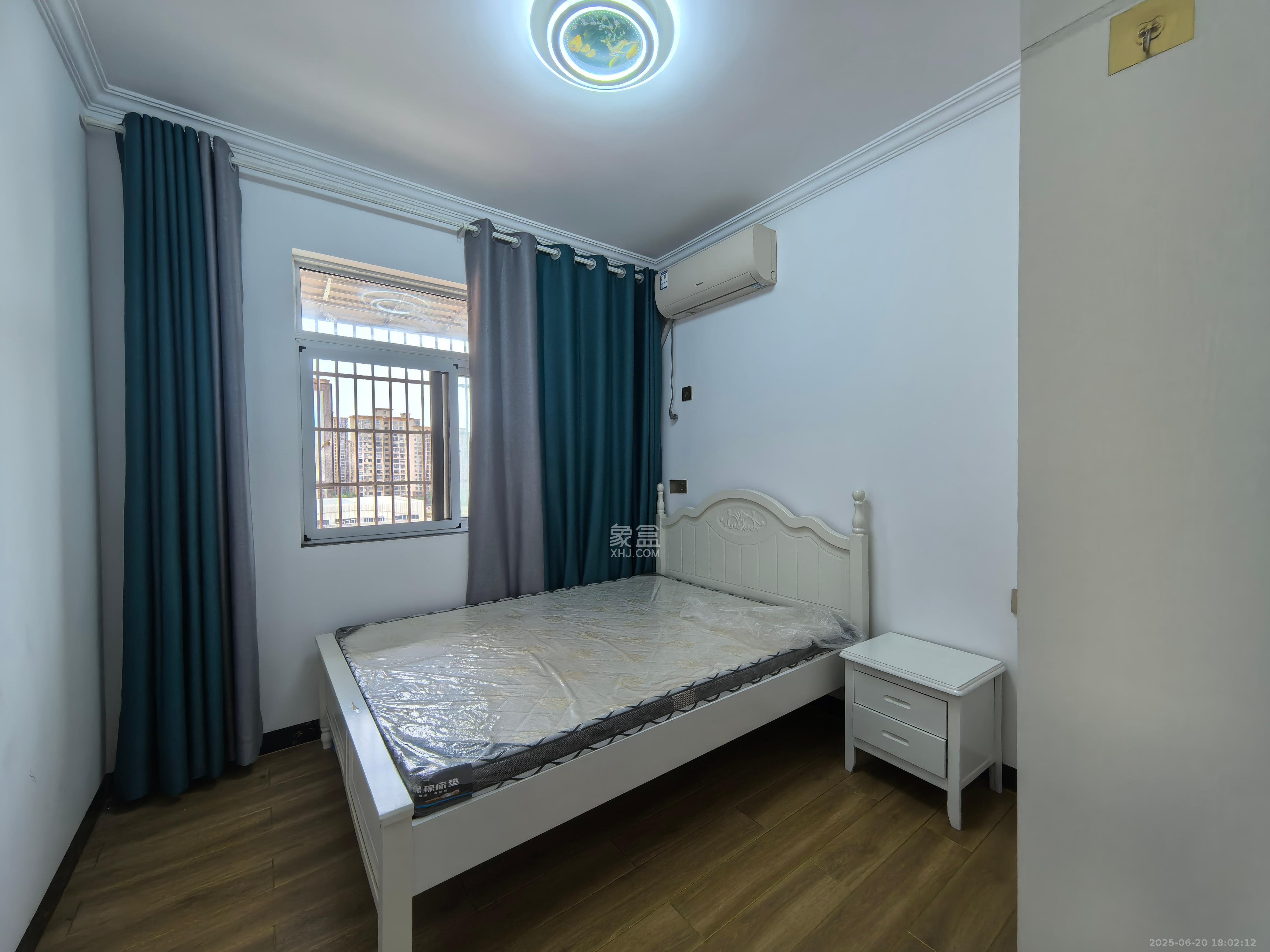 凯富南方鑫城  3室2厅2卫    2800.0元/月室内图