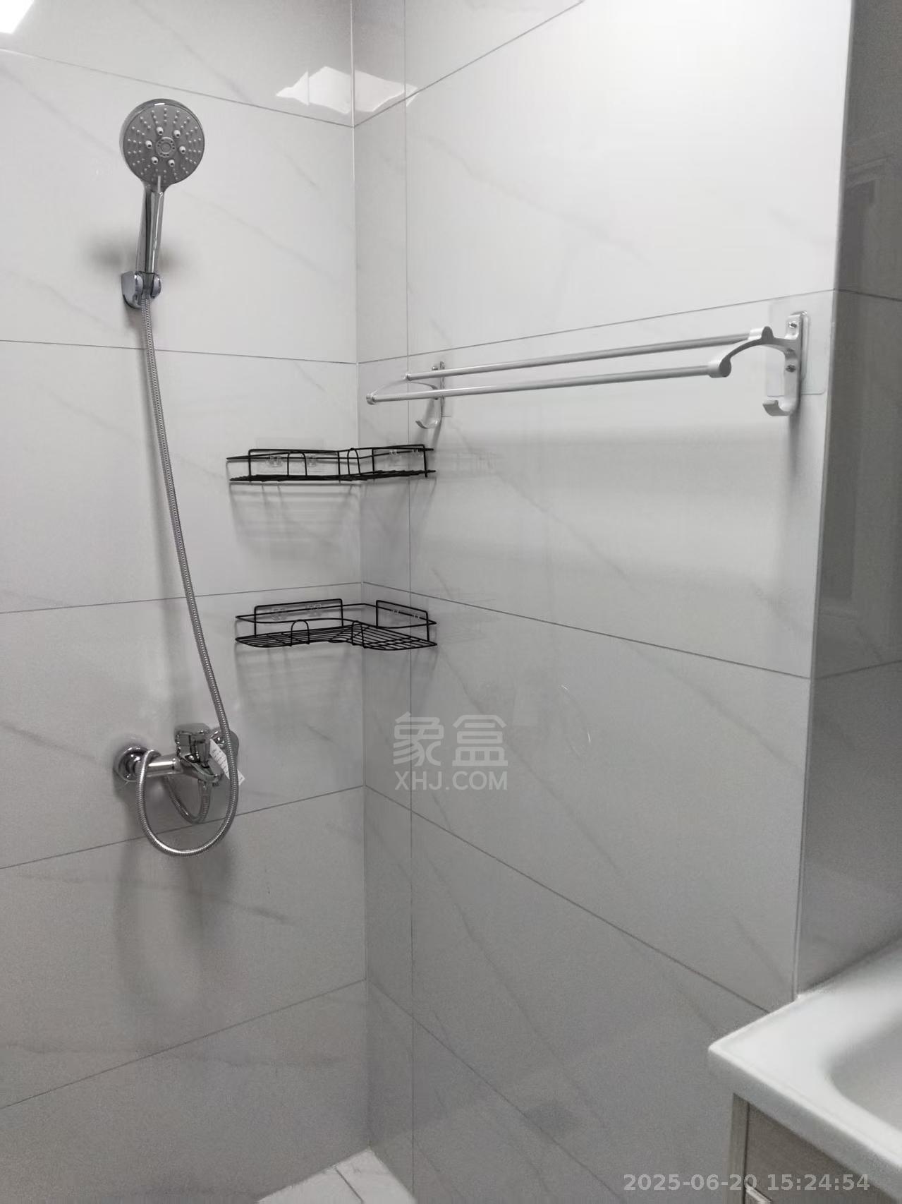 城发翰林府  1室1厅1卫   1200.00元/月室内图