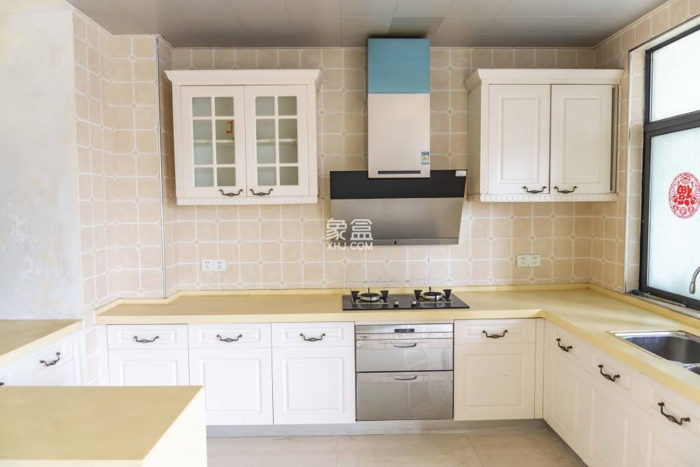 中核缇香名苑 3室2厅2卫 2400.0元/月 中核缇香名苑 3室2厅2卫 2400.0元/月室内图