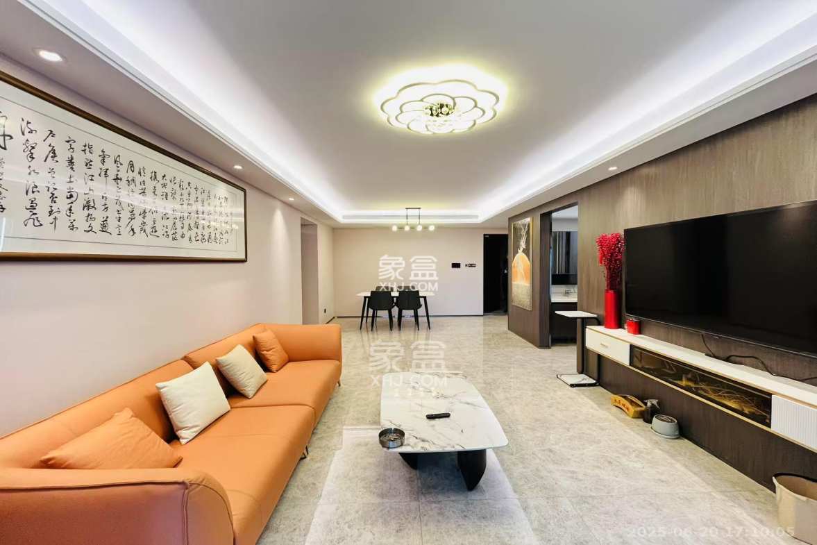 印湘江二(印江雅居) 3室2厅2卫 5200.0元/月 印湘江二(印江雅居) 3室2厅2卫 5200.0元/月室内图