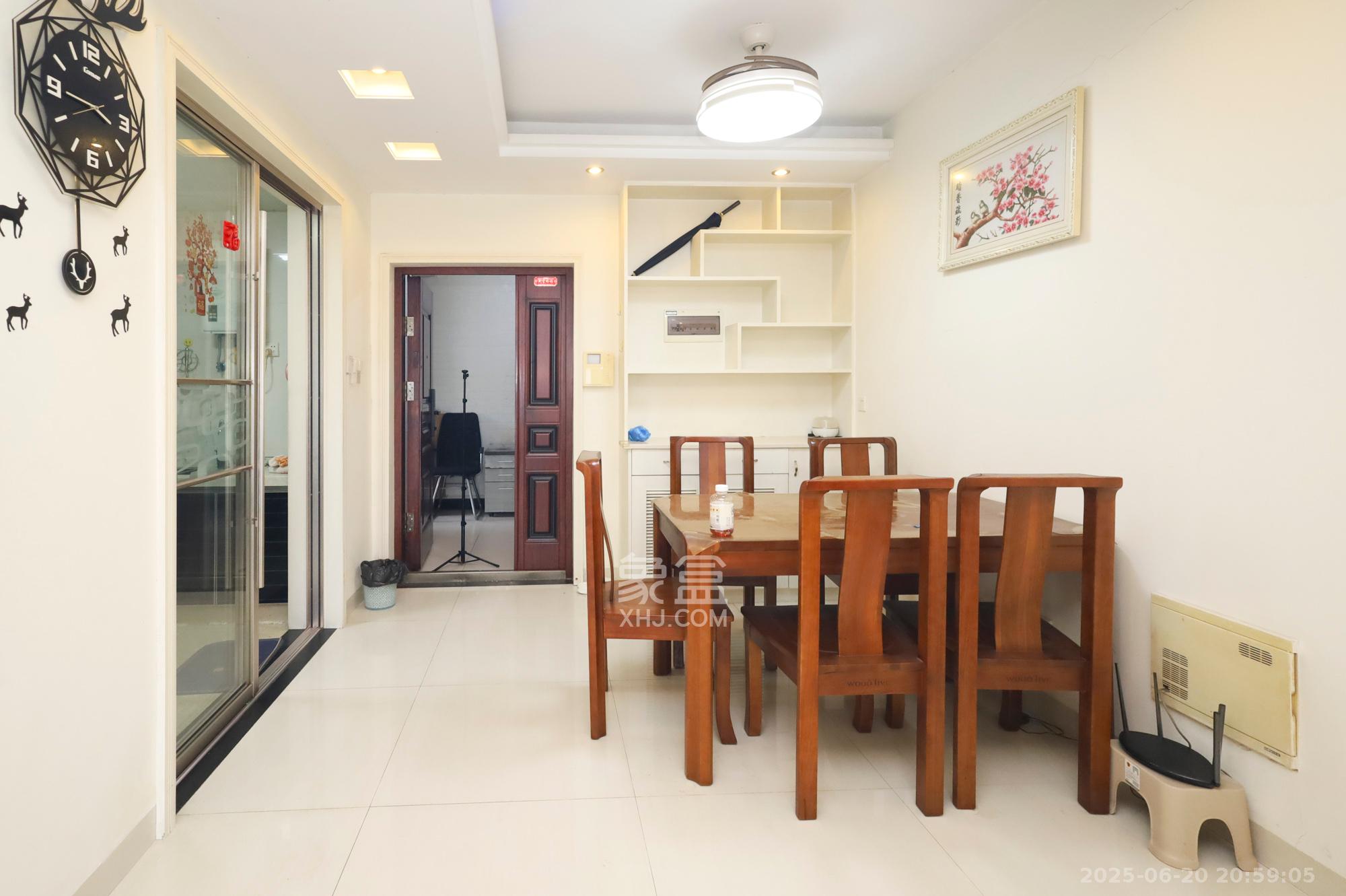 金霞湘绣园  3室2厅1卫    73.0万 金霞湘绣园  3室2厅1卫    73.0万其他