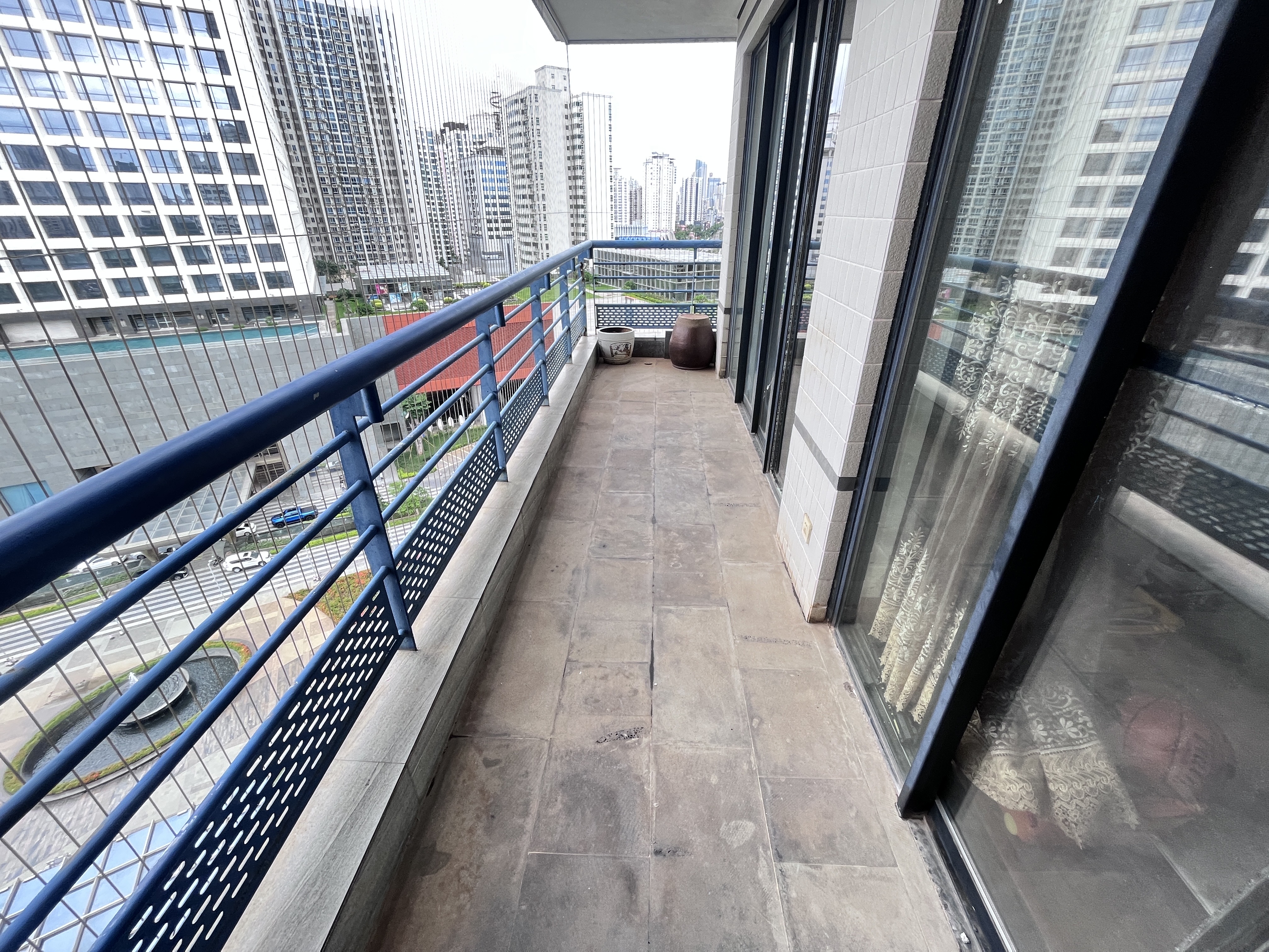 棕榈公寓 3室2厅2卫 176.0万 棕榈公寓 3室2厅2卫 176.0万客厅