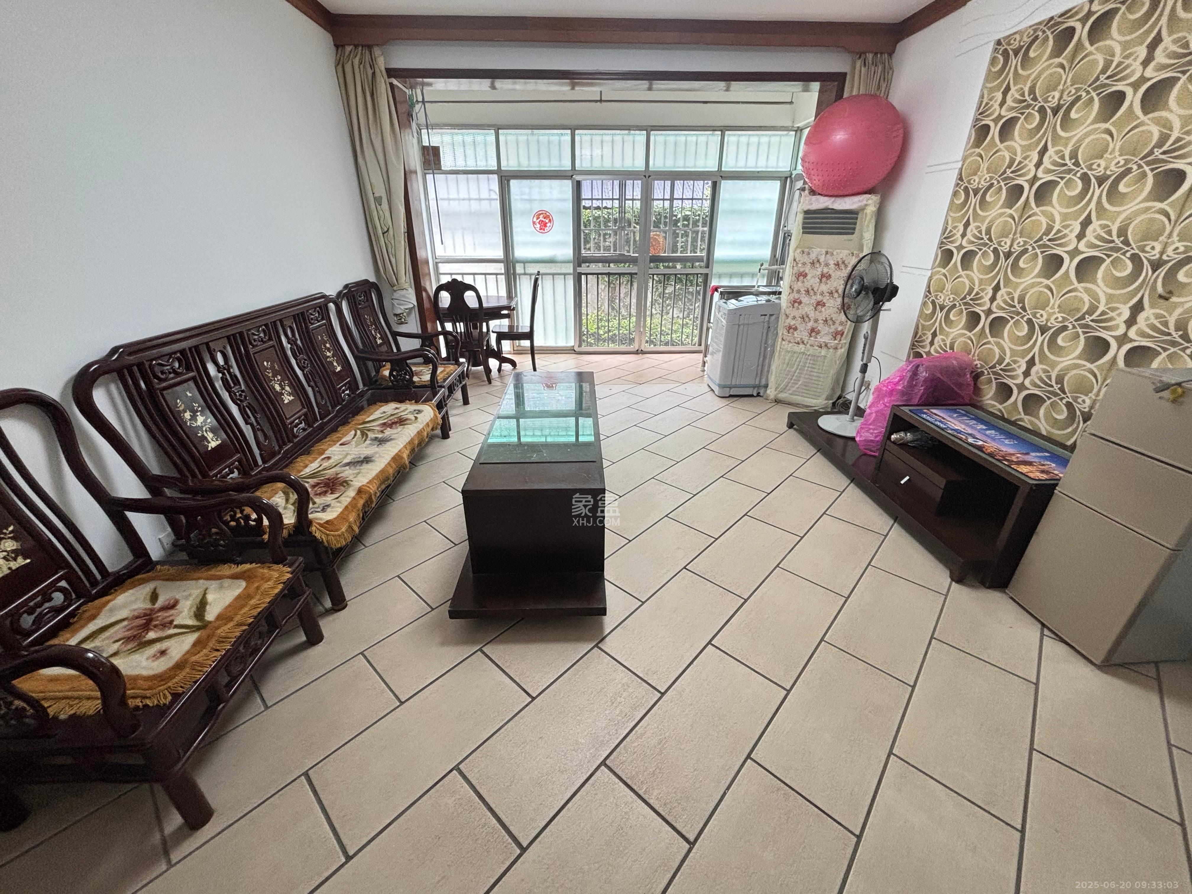 翠林雅苑  2室1厅1卫    1500.0元/月