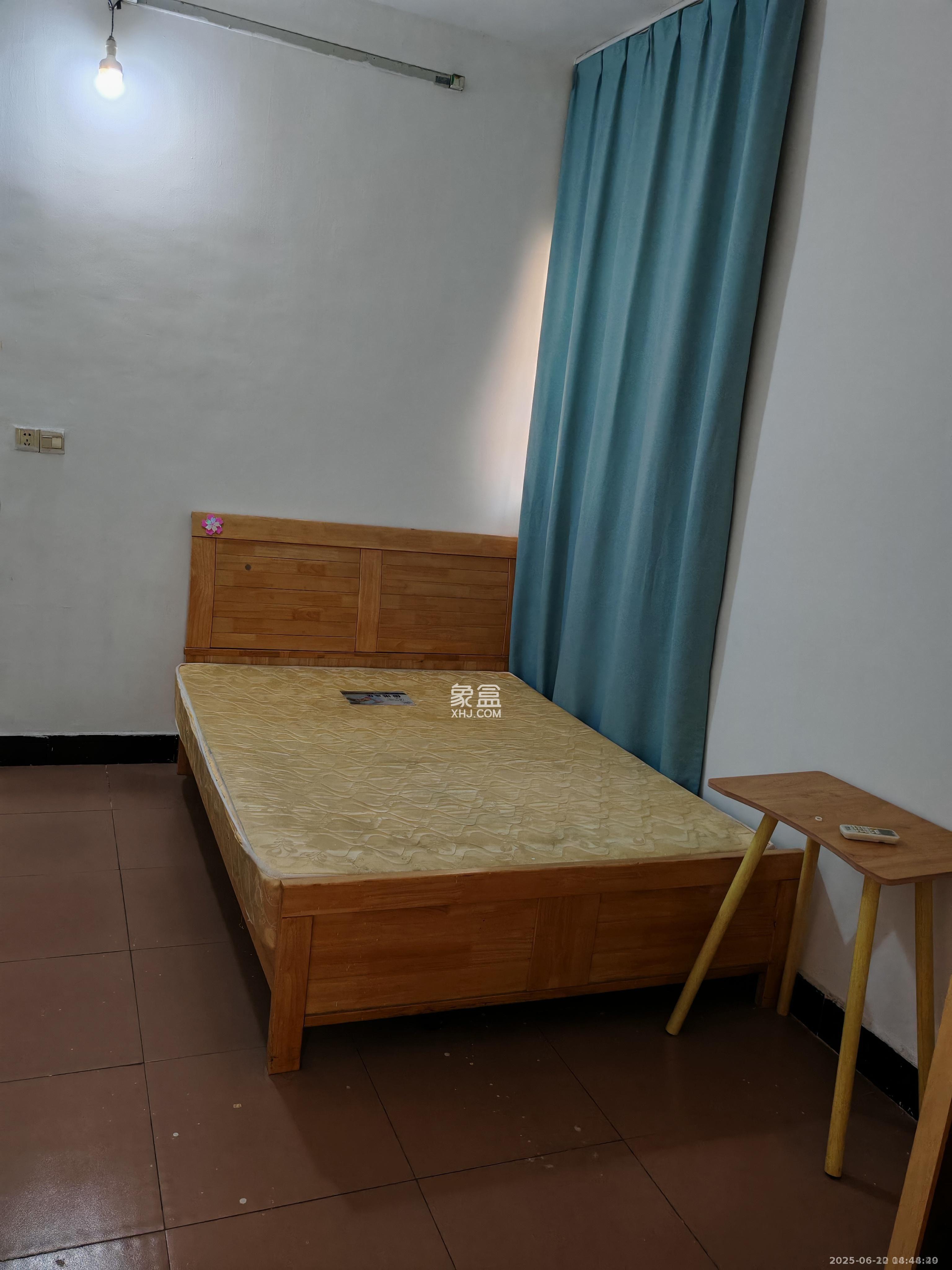 砂子塘社区 2室1厅1卫 1700.0元/月 砂子塘社区 2室1厅1卫 1700.0元/月室内图