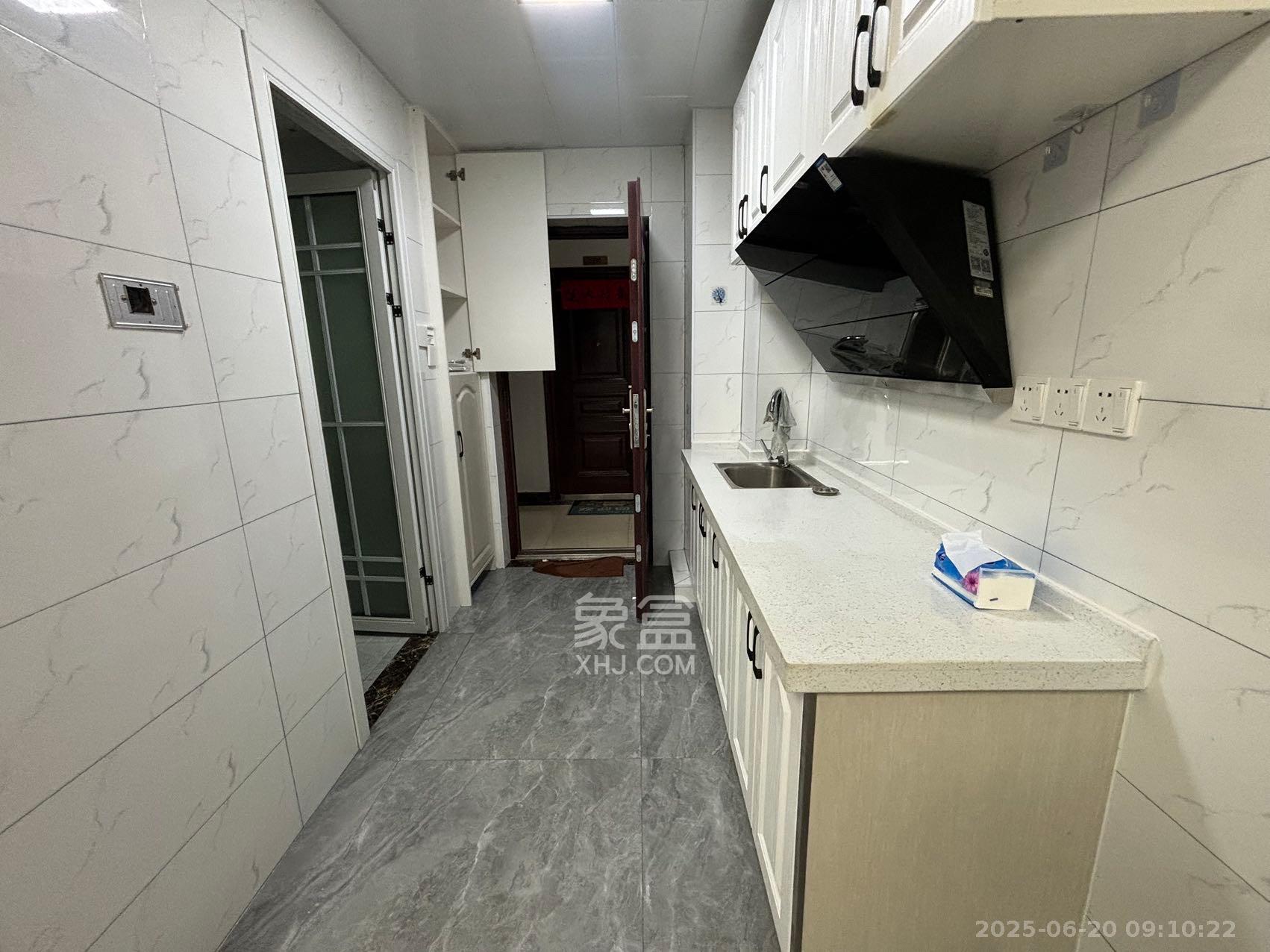 中建悦和城  2室2厅2卫   2300.00元/月室内图