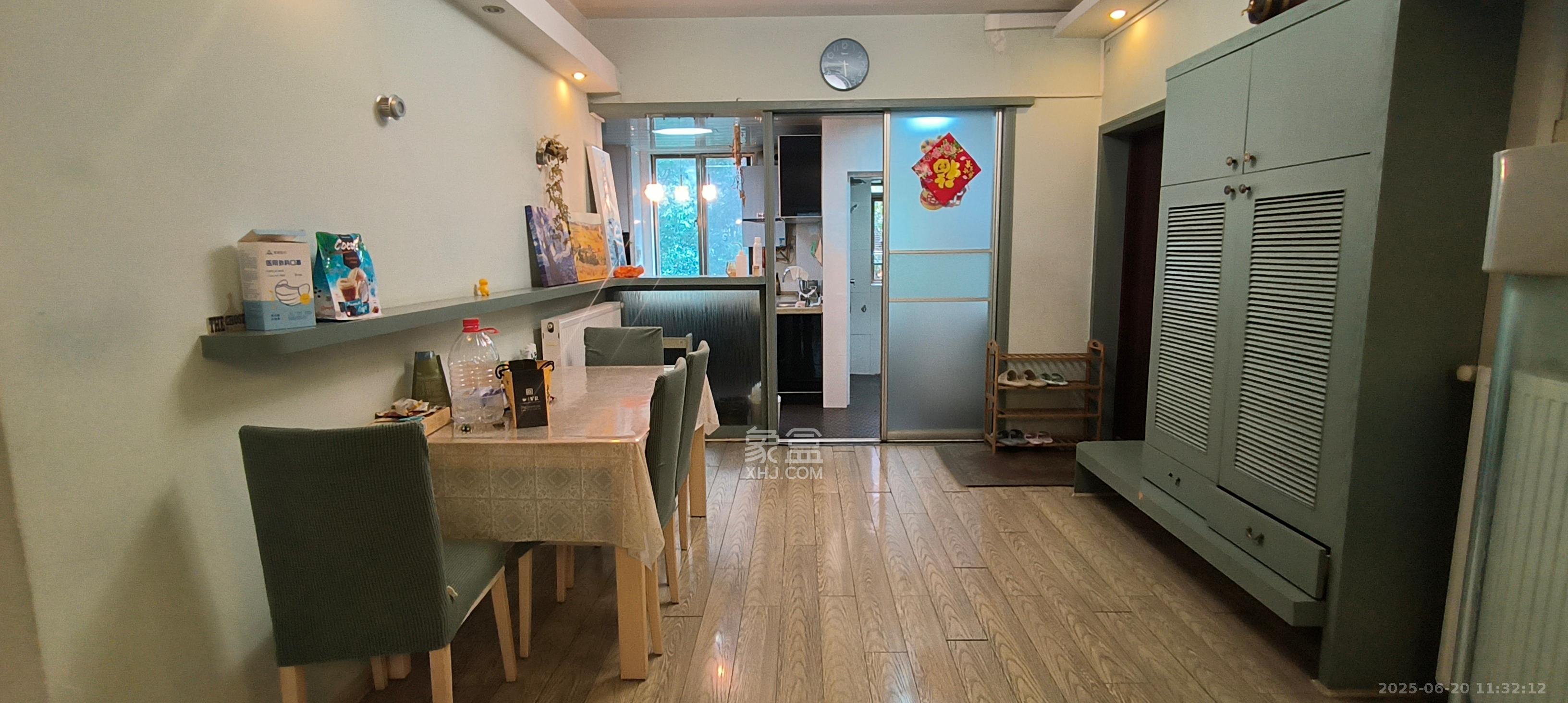 中天枫景园  4室2厅2卫   5800.00元/月室内图