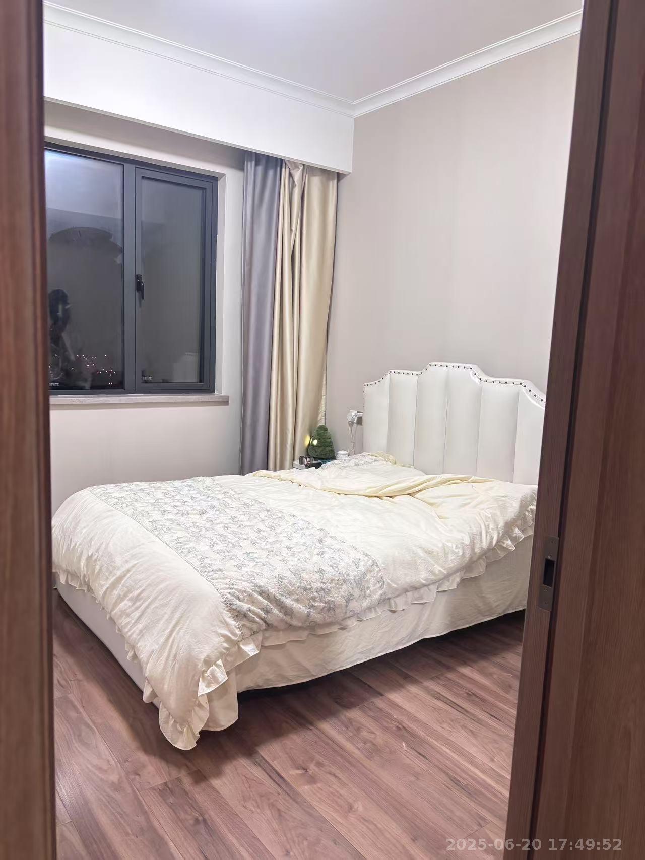 梦想新天地  3室2厅2卫    2500.0元/月室内图