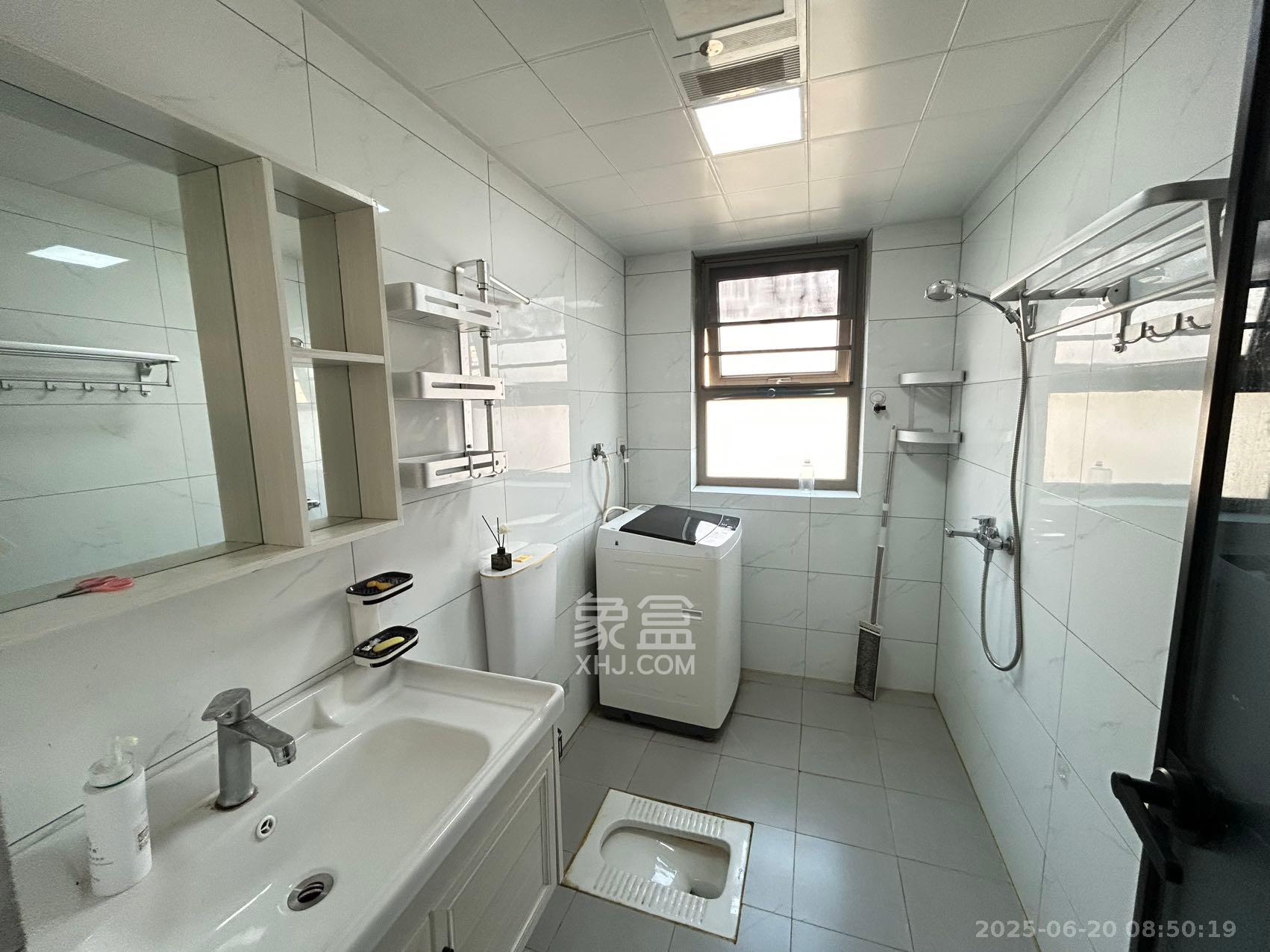 怡海星城 2室2厅1卫 1350.0元/月 怡海星城 2室2厅1卫 1350.0元/月室内图