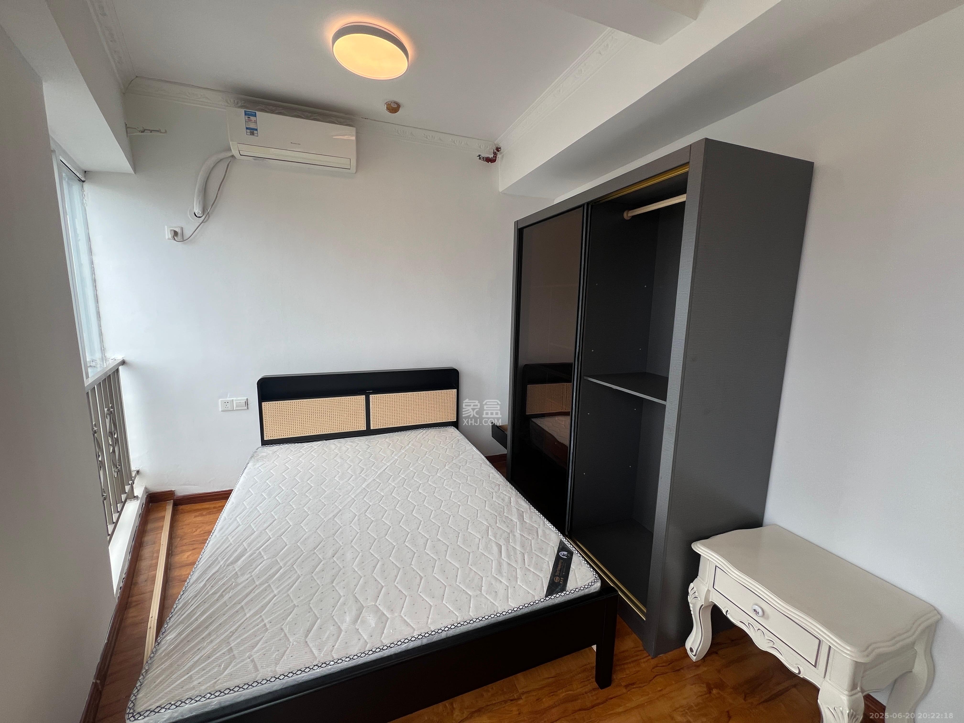 鸥波港湾  2室2厅1卫   3500.00元/月室内图