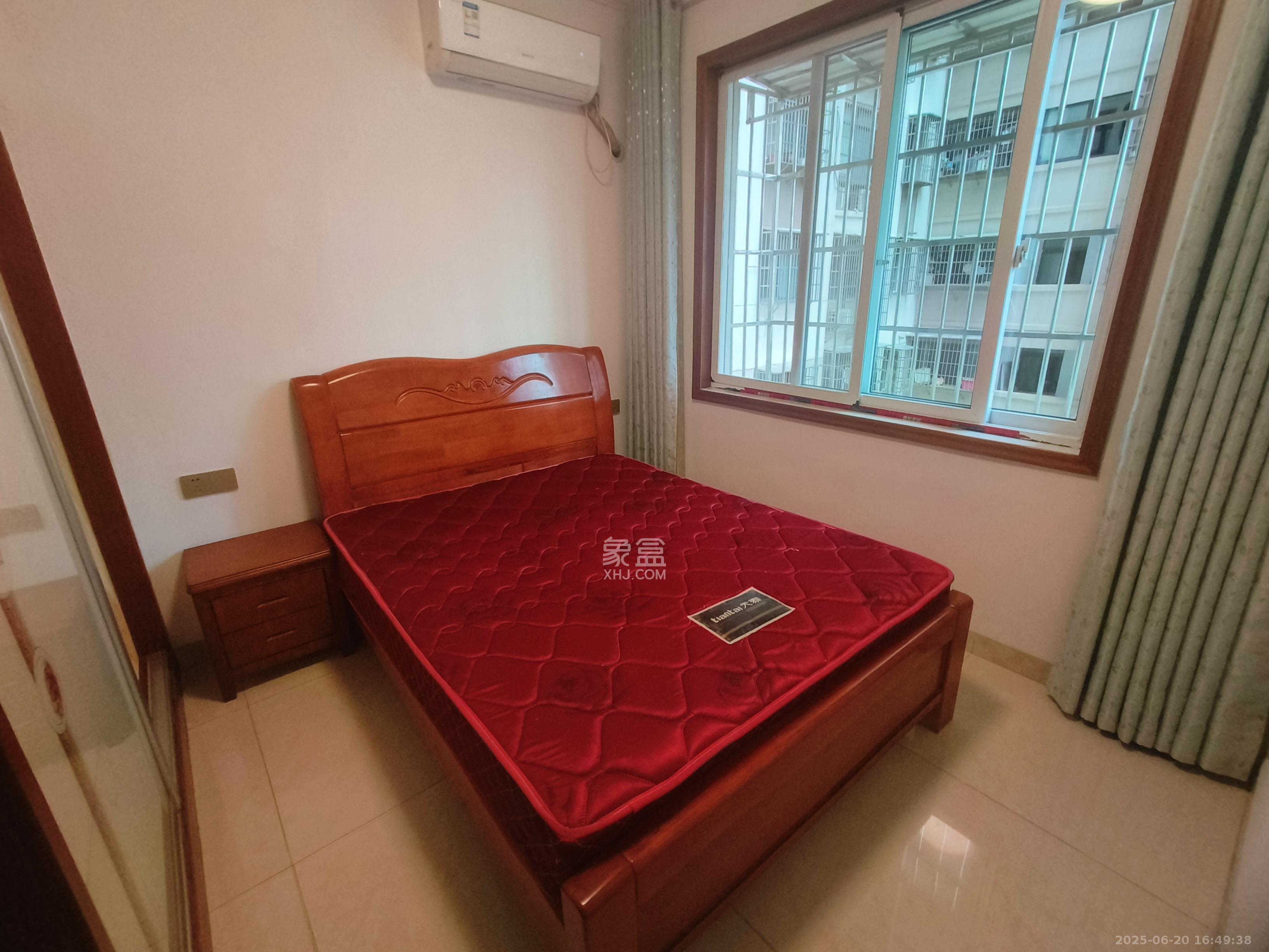 嘉顺苑  3室2厅1卫    2000.0元/月室内图