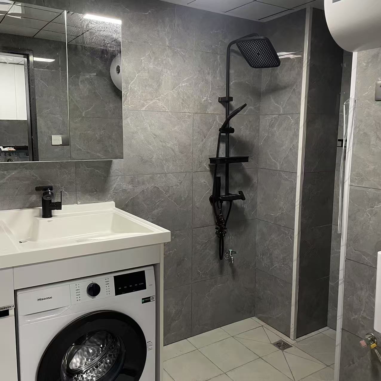 棠湖城市场广场 1室1厅1卫 1380.0元/月 棠湖城市场广场 1室1厅1卫 1380.0元/月室内图