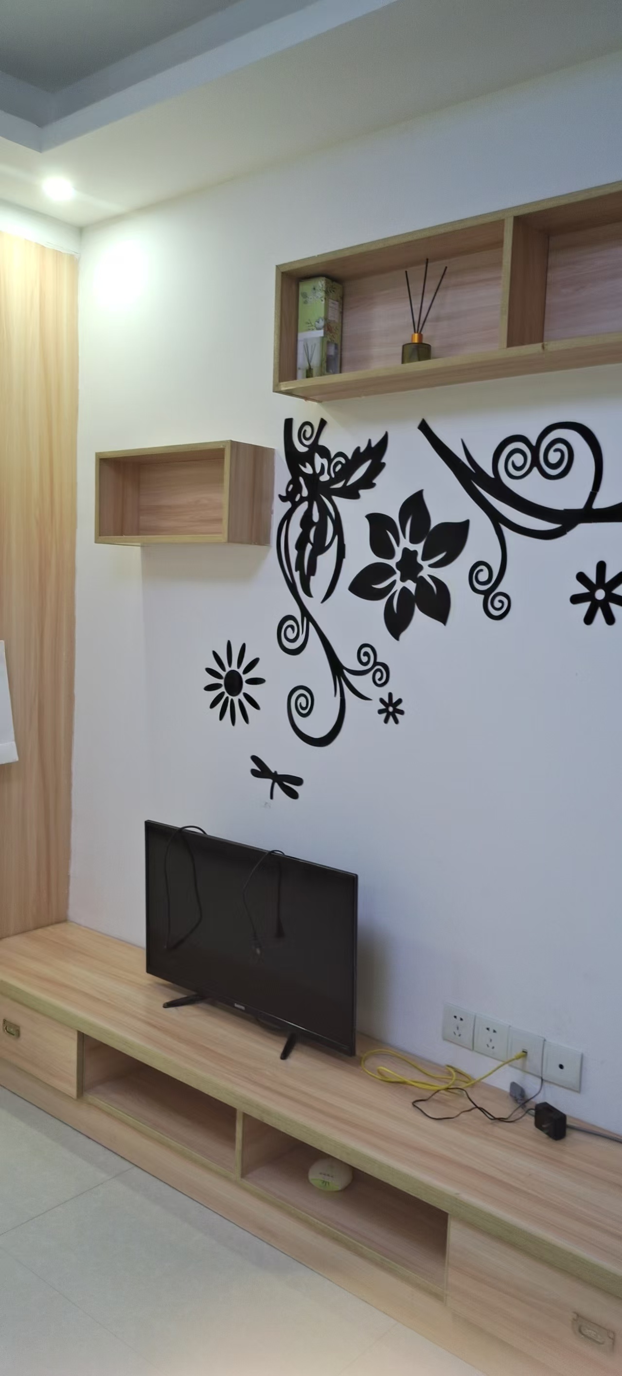 尚书房 1室1厅1卫 1250.0元/月 尚书房 1室1厅1卫 1250.0元/月室内图