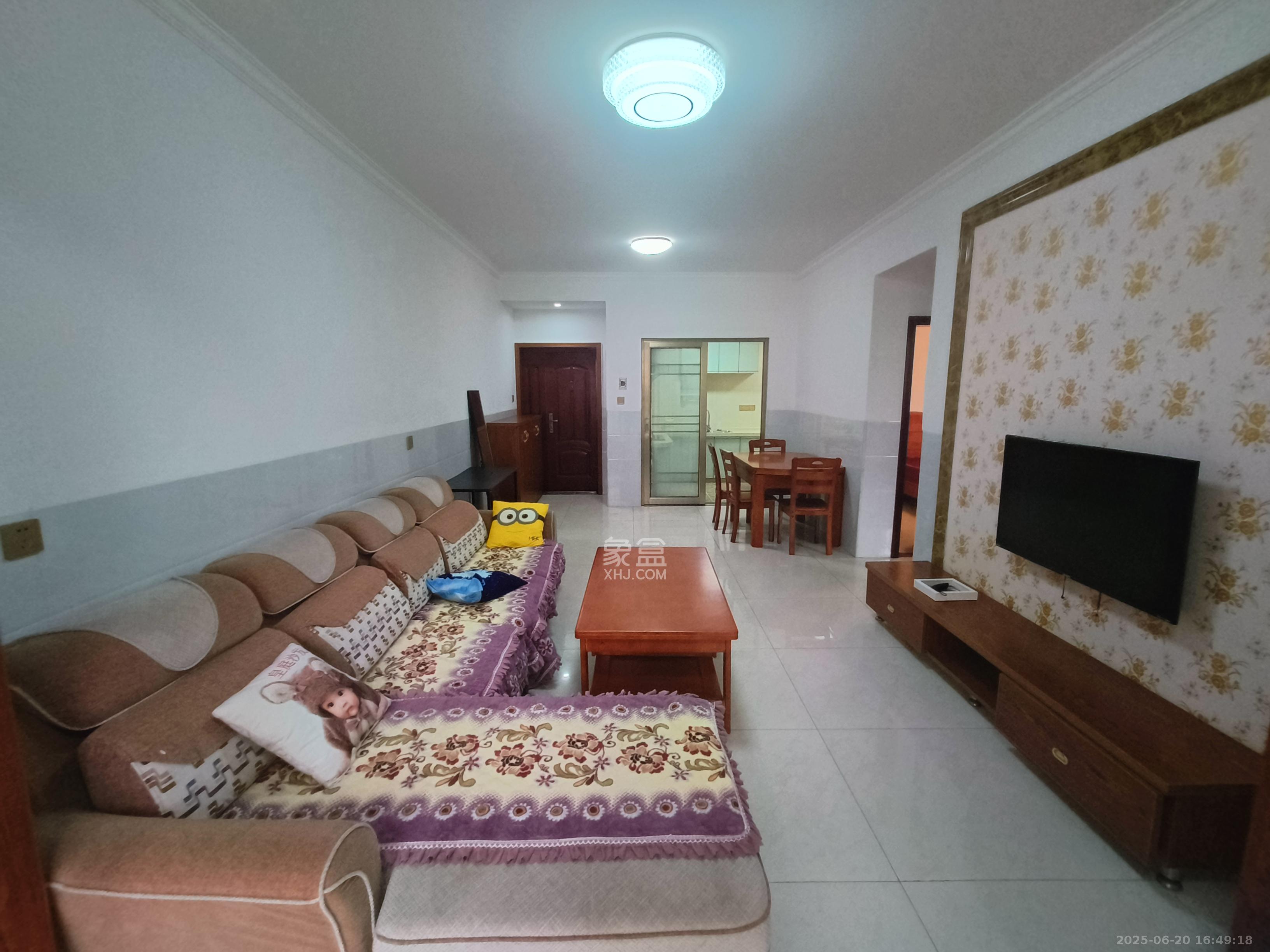 嘉顺苑 3室2厅1卫 2000.0元/月 嘉顺苑 3室2厅1卫 2000.0元/月室内图