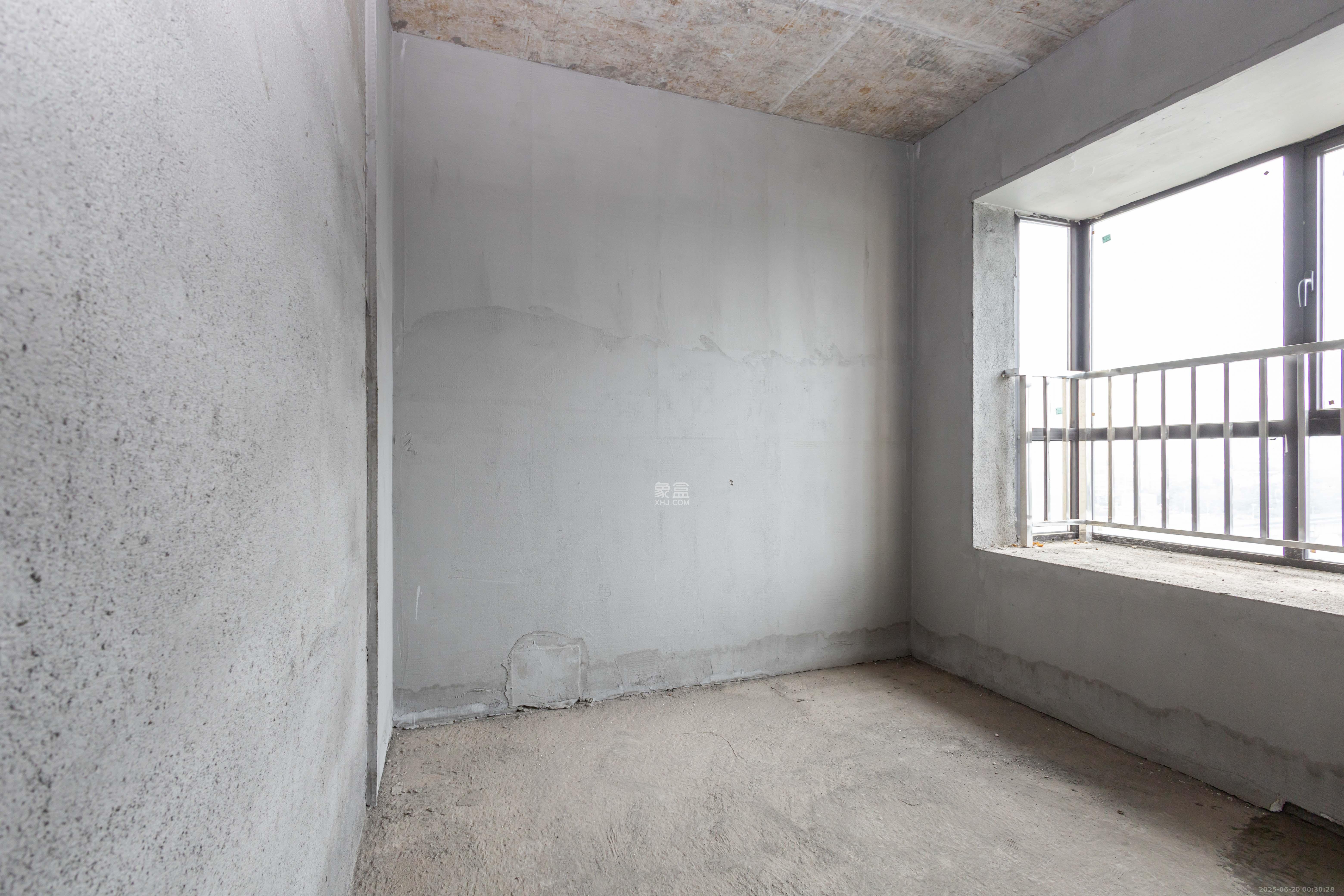 财汇新天地(财汇商务广场) 4室2厅2卫 73.0万 财汇新天地(财汇商务广场) 4室2厅2卫 73.0万卧室