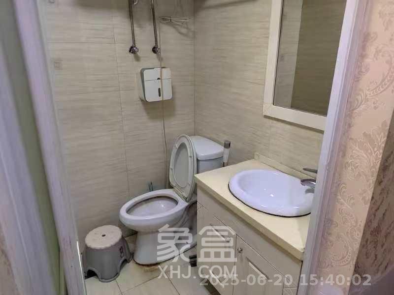 中建木莲工社  1室1厅1卫   1300.00元/月室内图