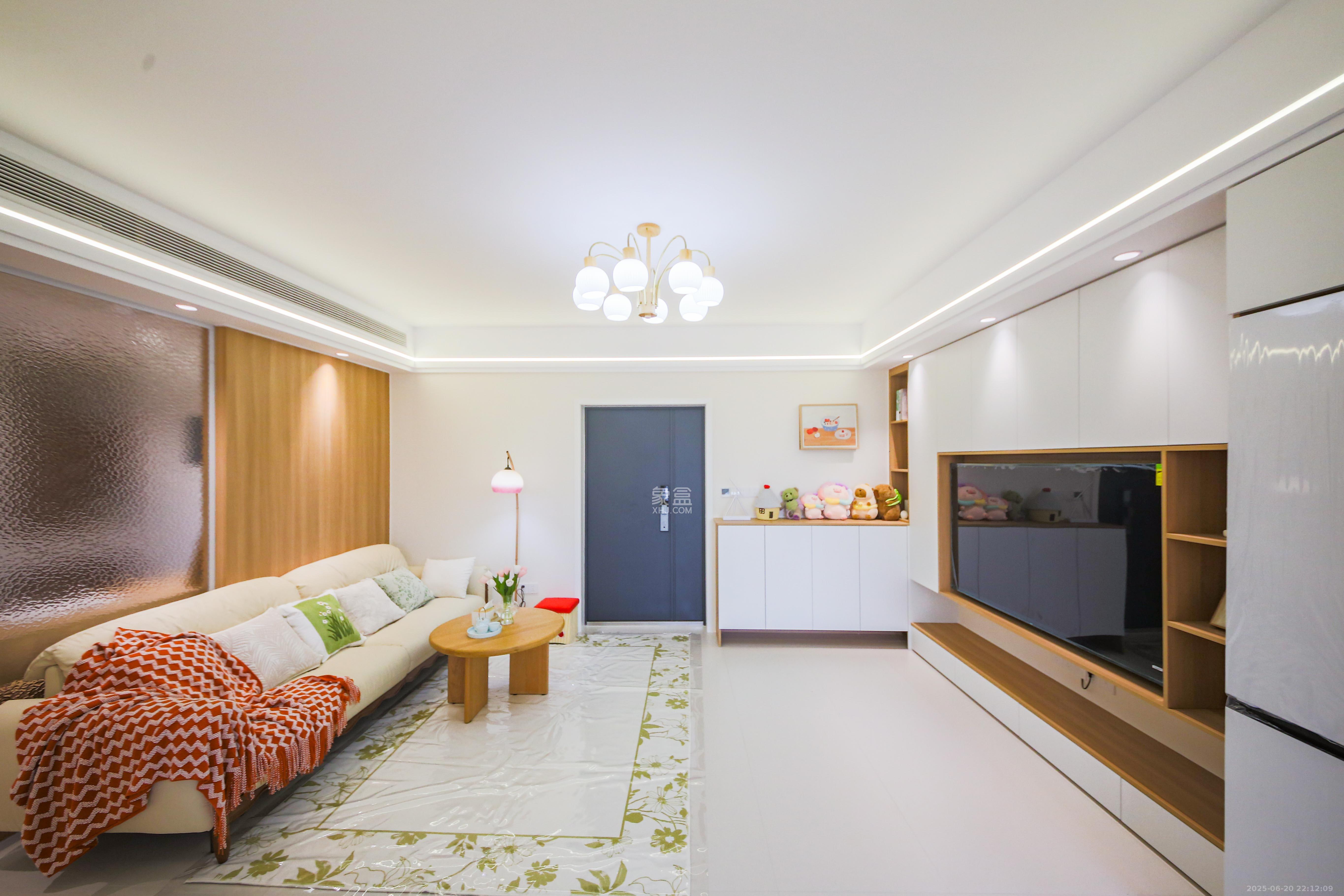 和庄 3室2厅1卫 94.8万 和庄 3室2厅1卫 94.8万客厅