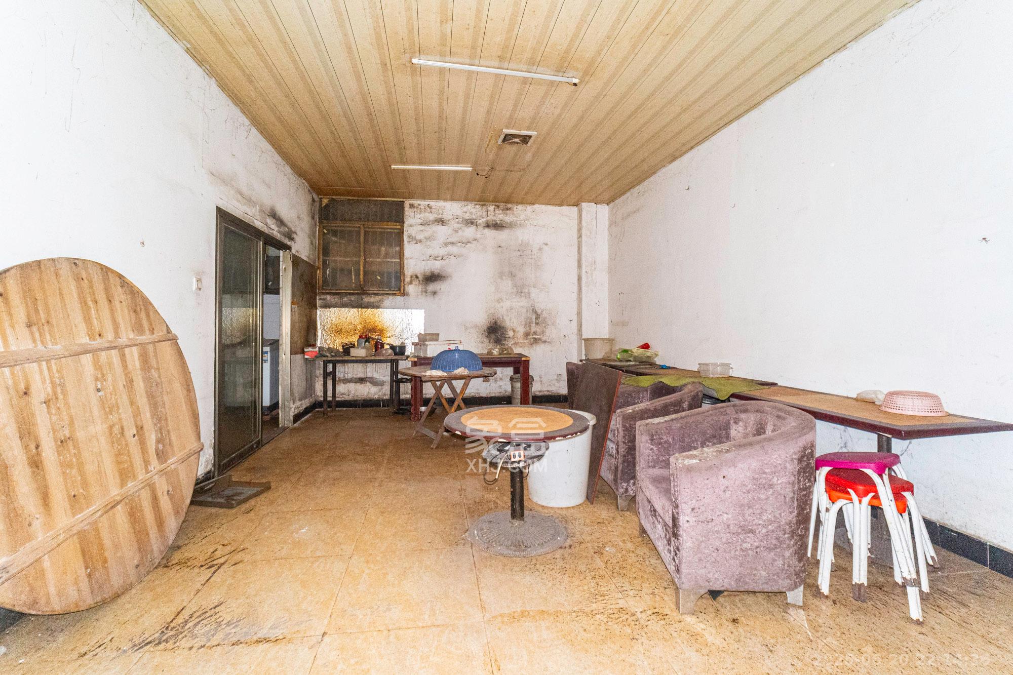 湘绣城  12室7厅7卫    438.0万 湘绣城  12室7厅7卫    438.0万其他