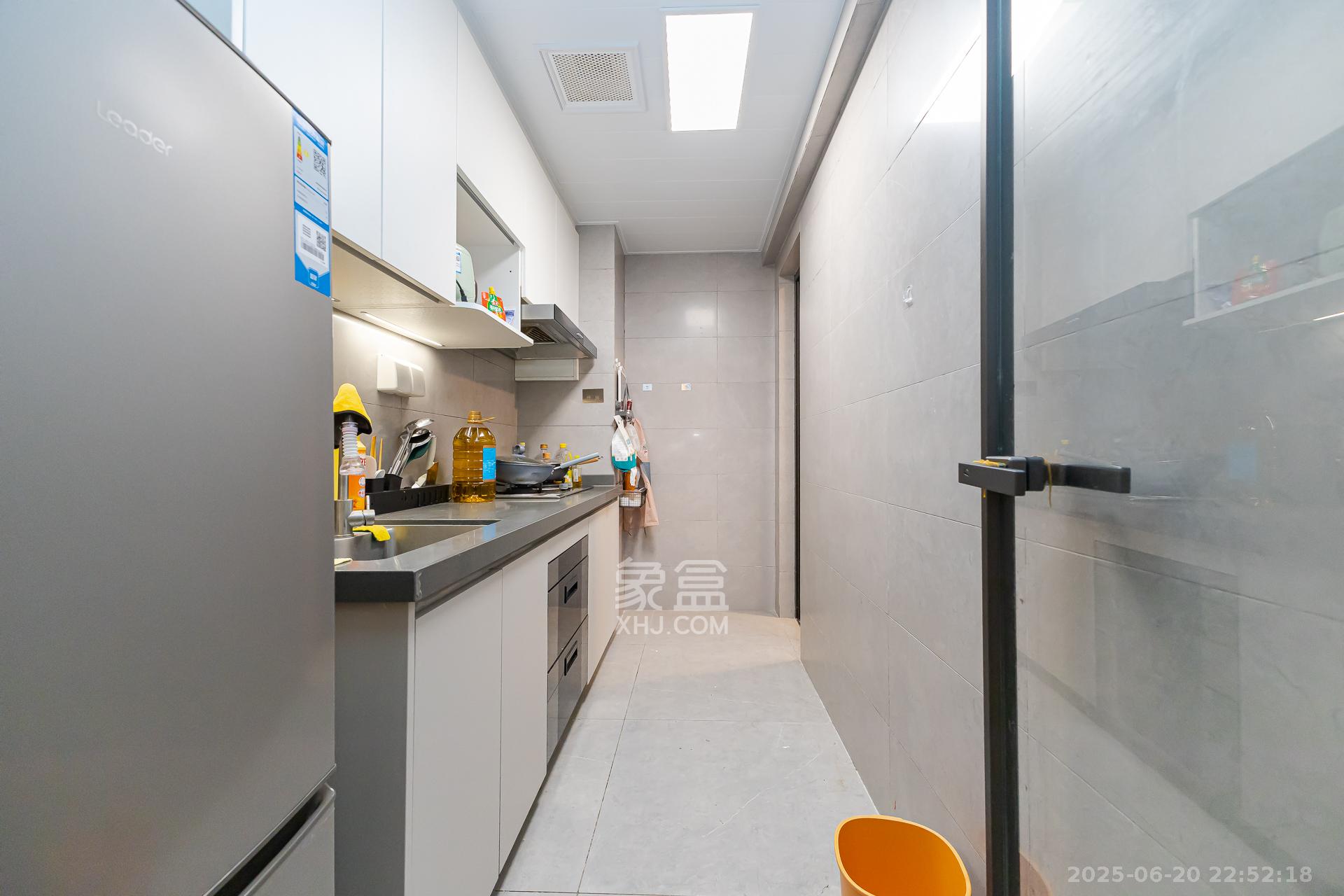 时代倾城.时代遇见 3室2厅2卫 96.0万 时代倾城.时代遇见 3室2厅2卫 96.0万厨房