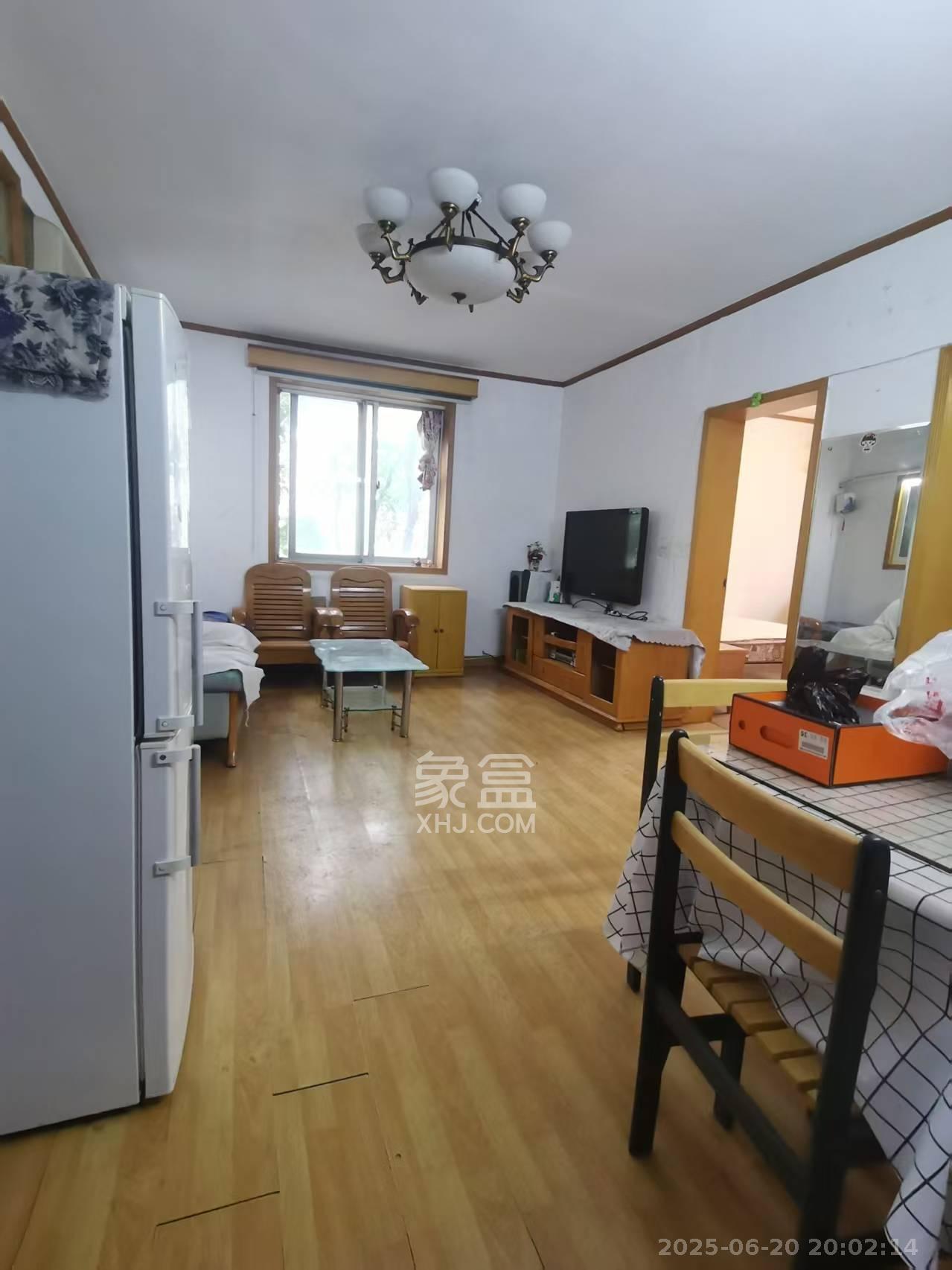 骆家坝小区 3室2厅1卫 1800.0元/月 骆家坝小区 3室2厅1卫 1800.0元/月室内图