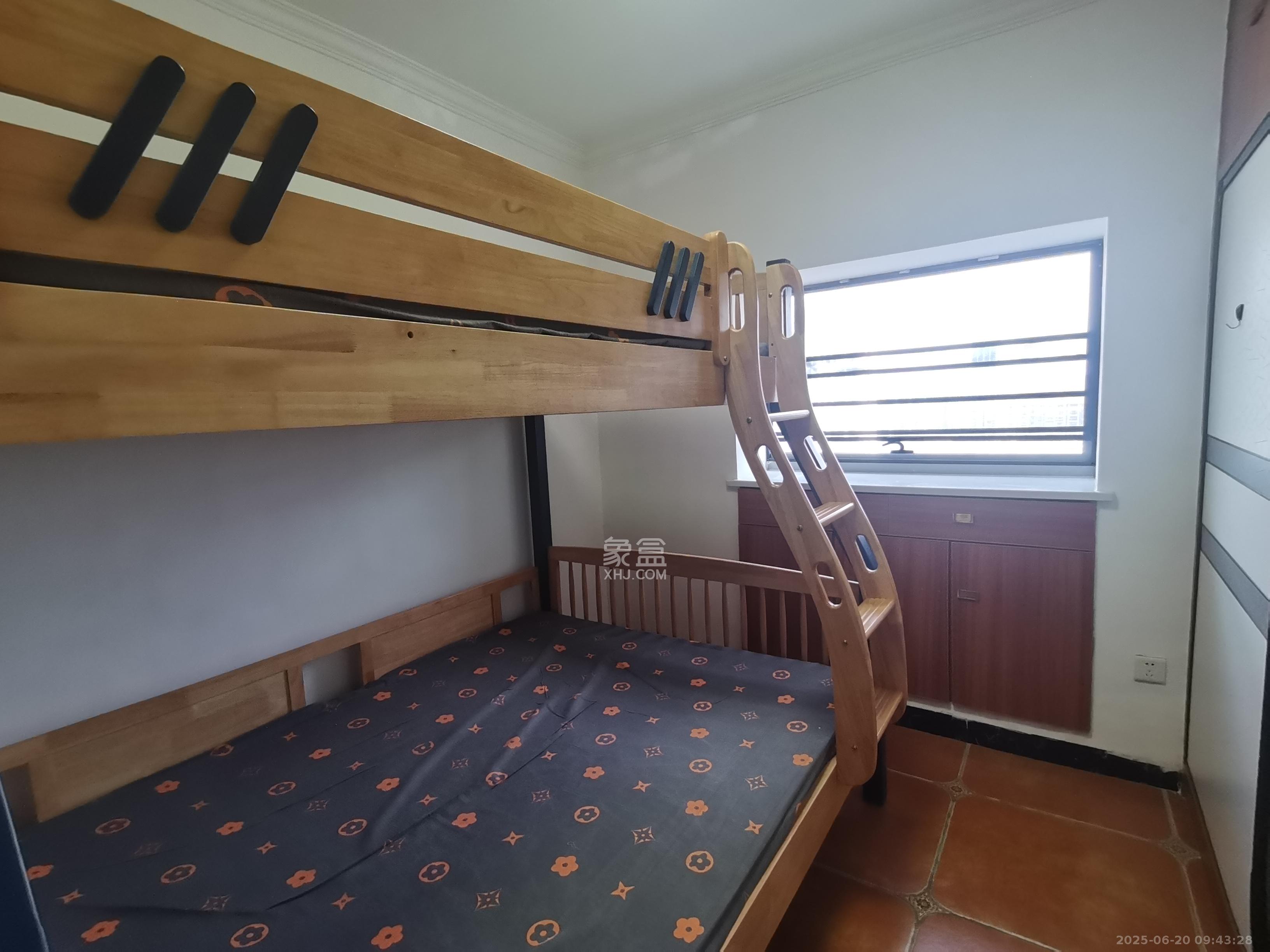 美林美寓  2室1厅1卫    2400.0元/月 美林美寓  2室1厅1卫    2400.0元/月室内图