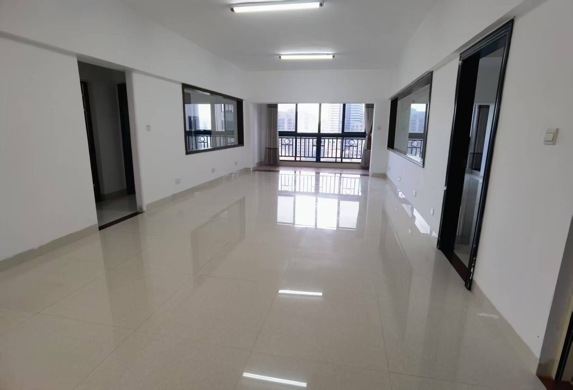 名门广场北区(二期) 3室2厅2卫 173.0万 名门广场北区(二期) 3室2厅2卫 173.0万户型图