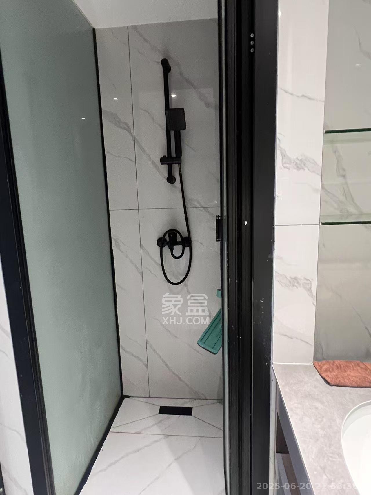 佳兆业云顶梅溪湖（佳兆业梅溪荟）  1室1厅1卫   1700.00元/月室内图