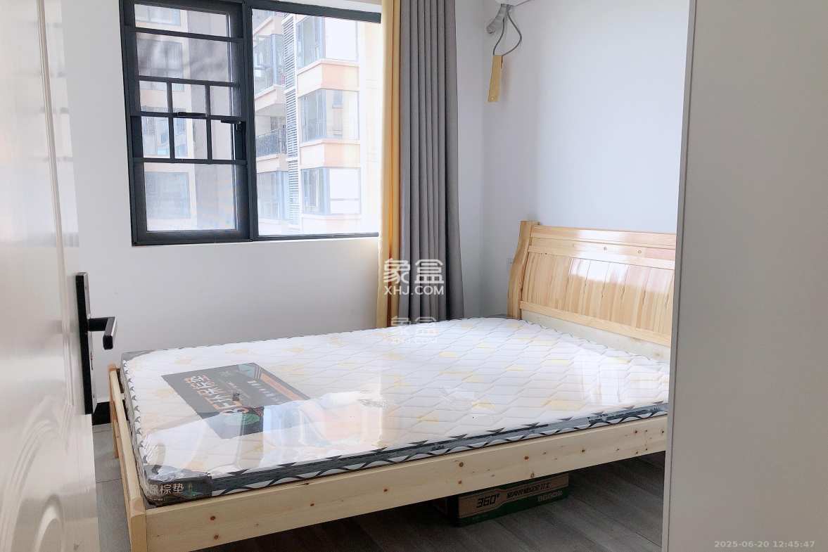 中建嘉和城  3室2厅1卫    2000.0元/月 中建嘉和城  3室2厅1卫    2000.0元/月室内图