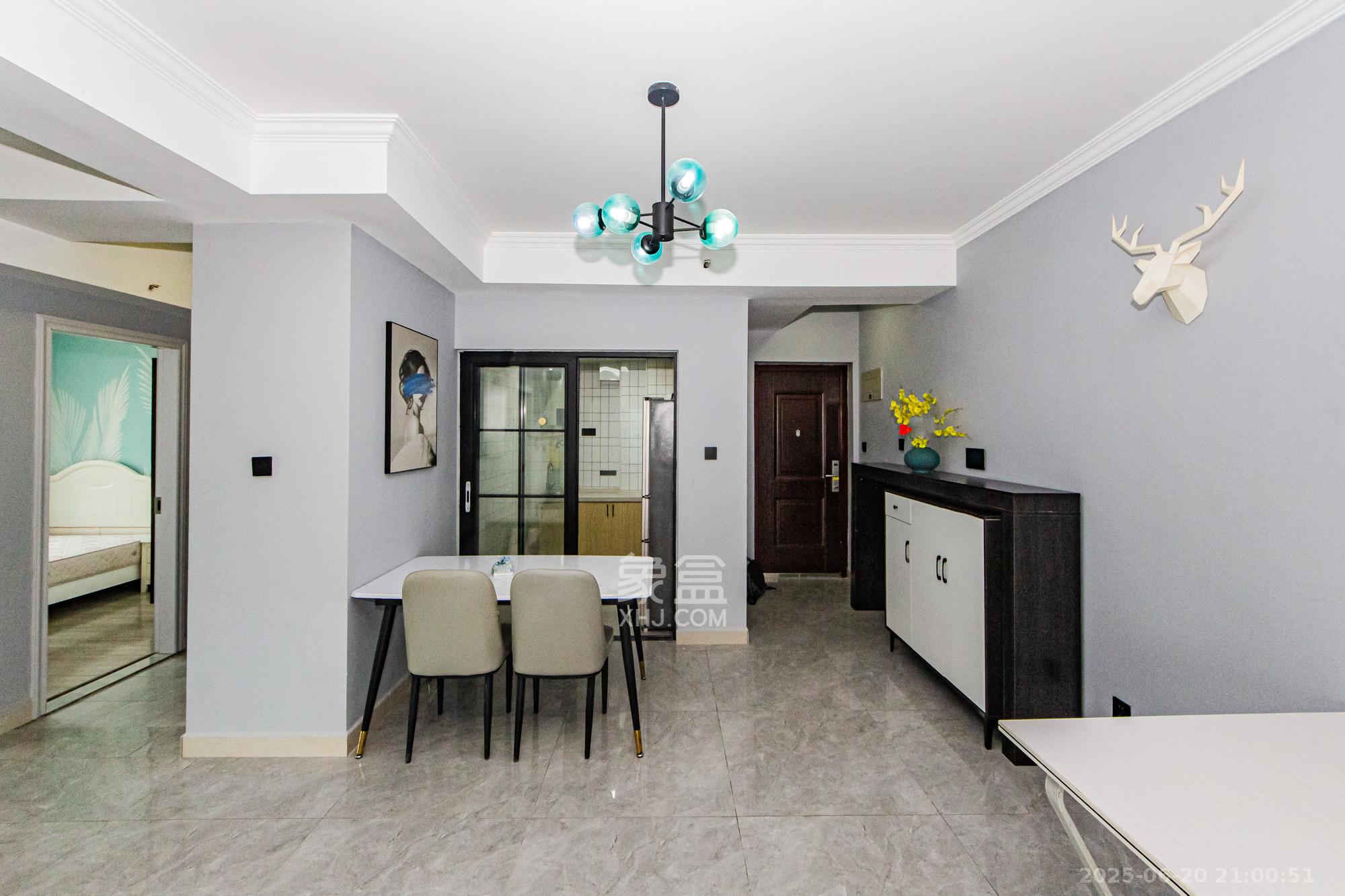 北辰三角洲C3区 3室2厅2卫 136.0万 北辰三角洲C3区 3室2厅2卫 136.0万客厅