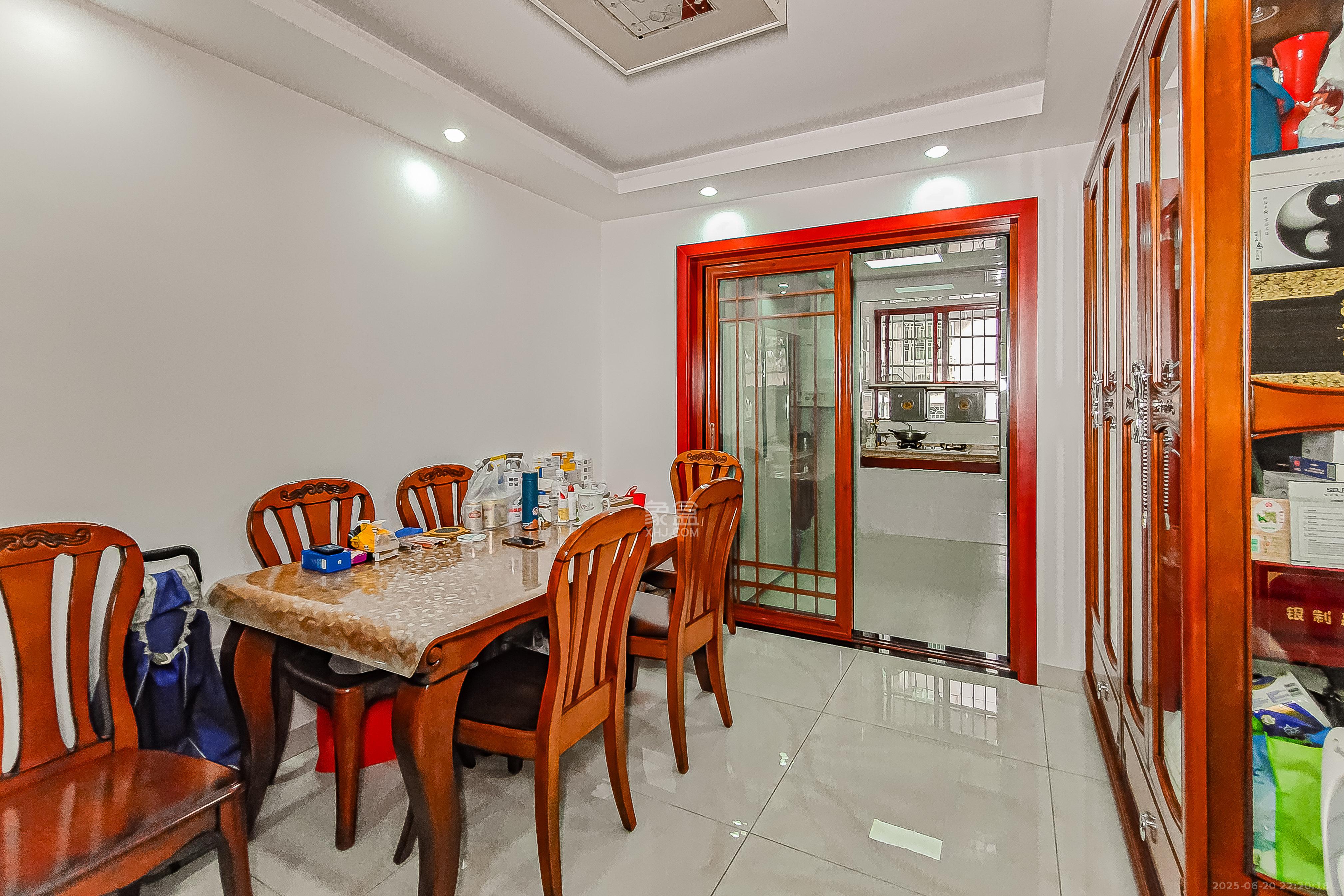 南建公寓  2室2厅1卫    66.0万 南建公寓  2室2厅1卫    66.0万其他