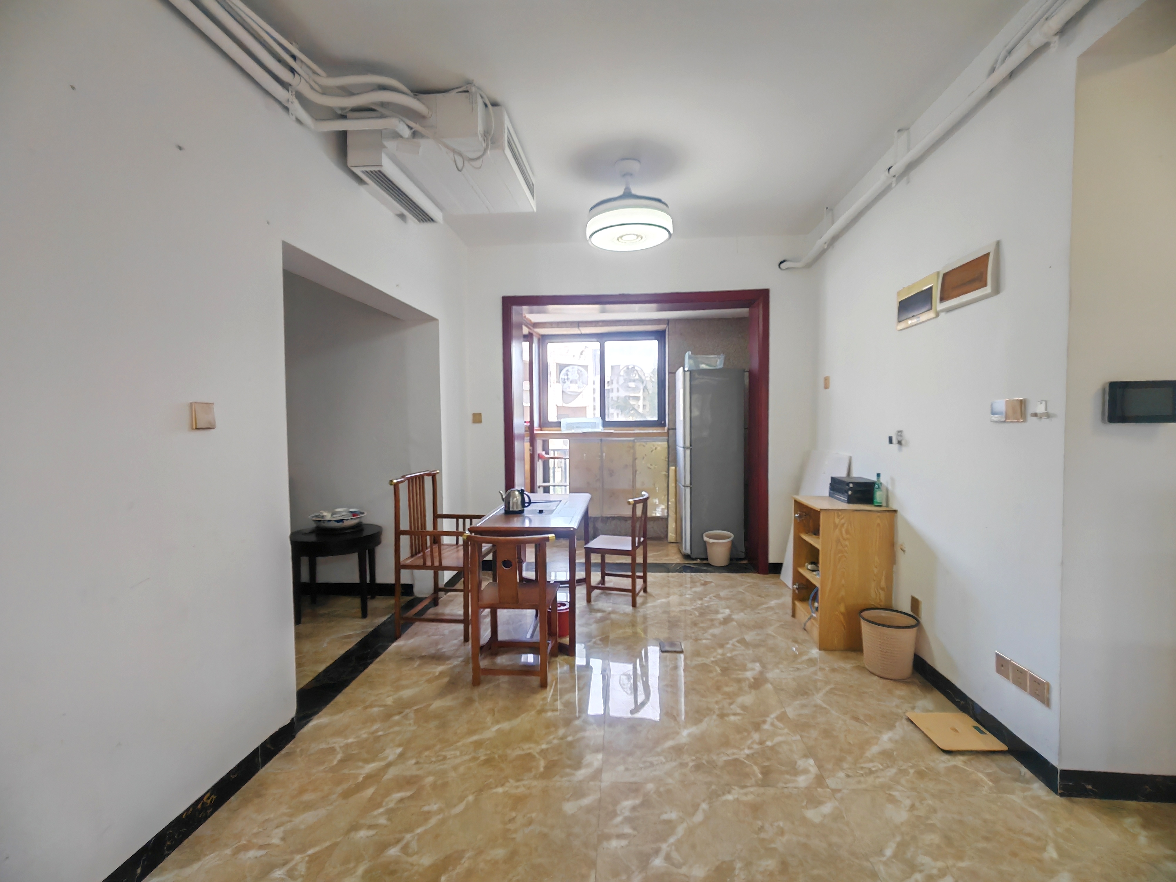 海航豪庭北苑 4室2厅2卫 4500.0元/月 海航豪庭北苑 4室2厅2卫 4500.0元/月室内图