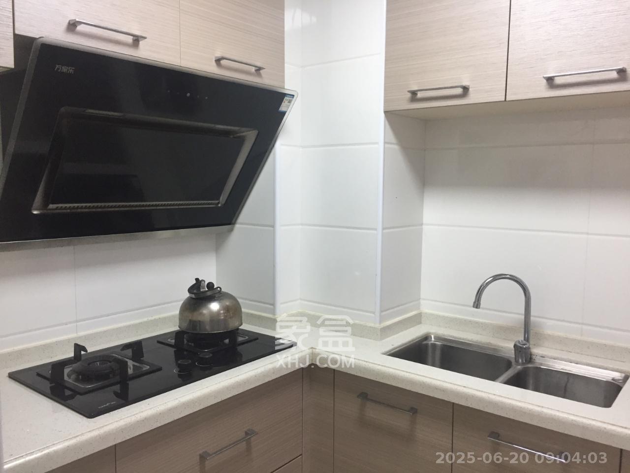 中建芙蓉嘉苑  2室1厅1卫   1600.00元/月室内图