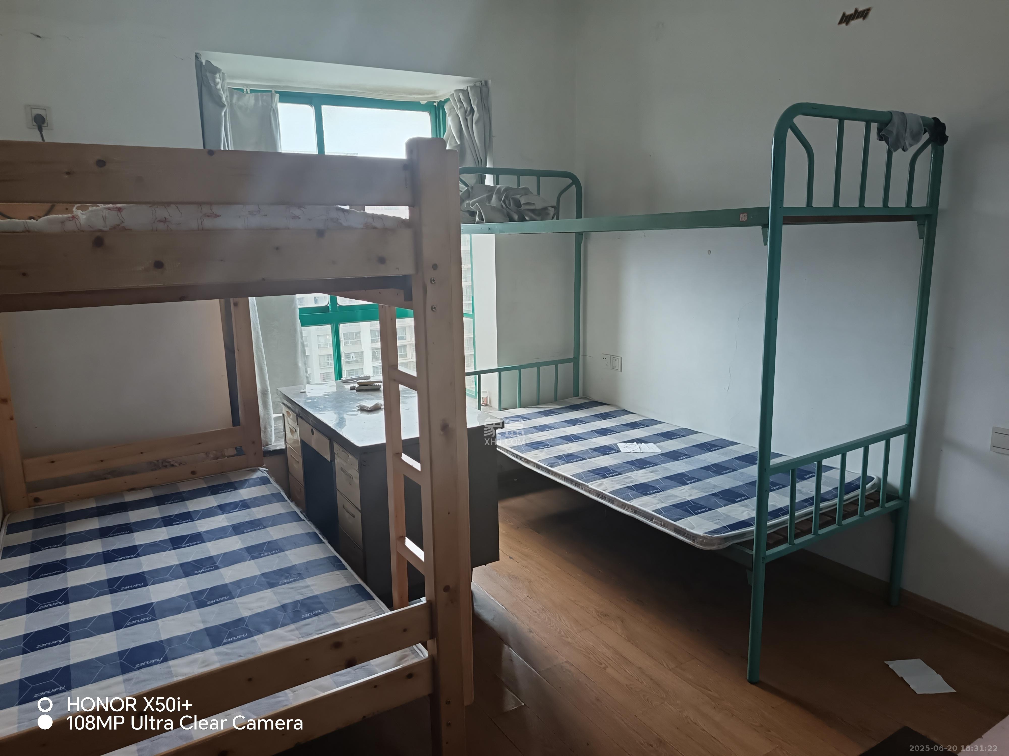 明城公寓  1室2厅1卫    2500.0元/月 明城公寓  1室2厅1卫    2500.0元/月室内图