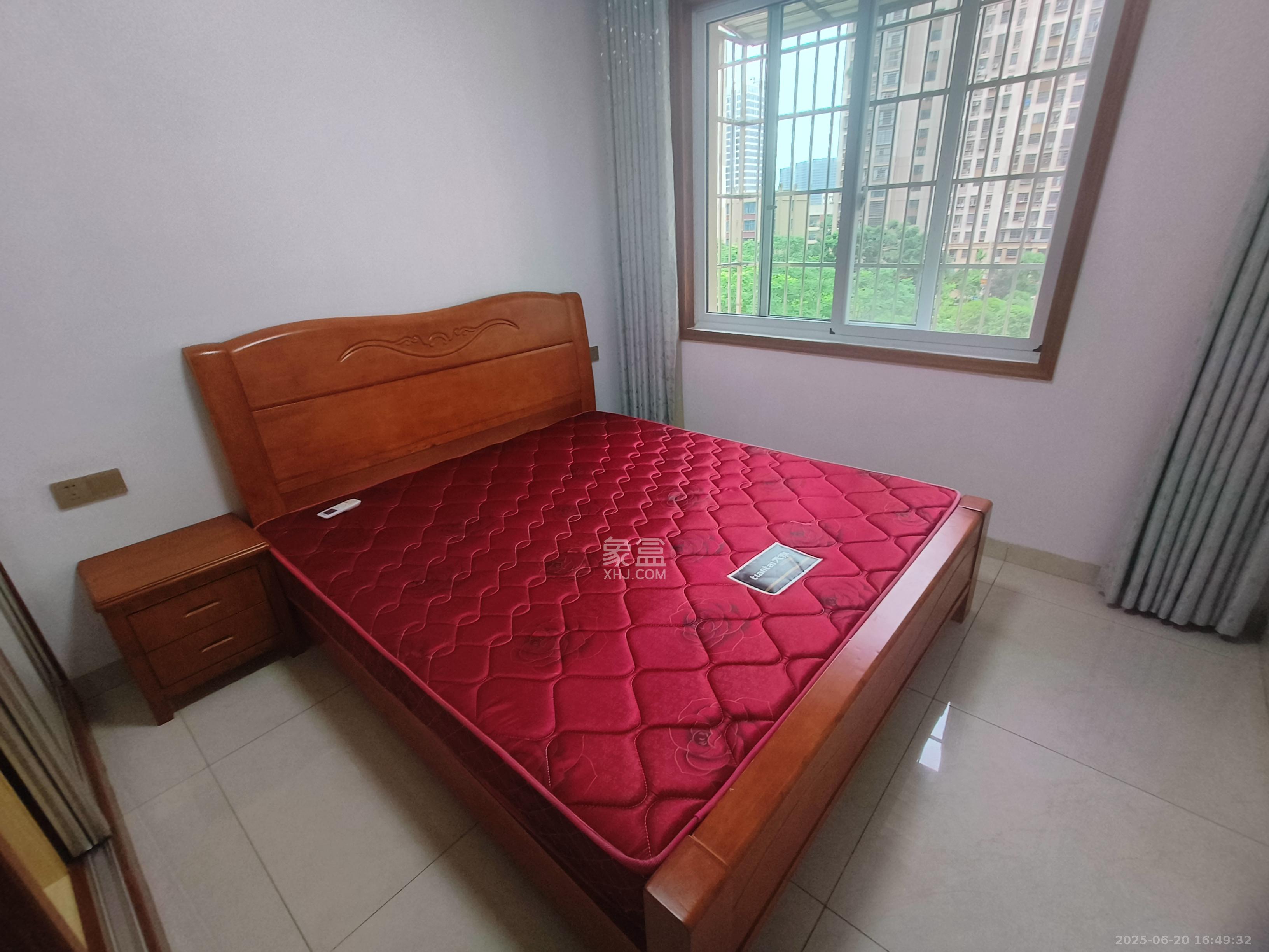 嘉顺苑  3室2厅1卫    2000.0元/月室内图