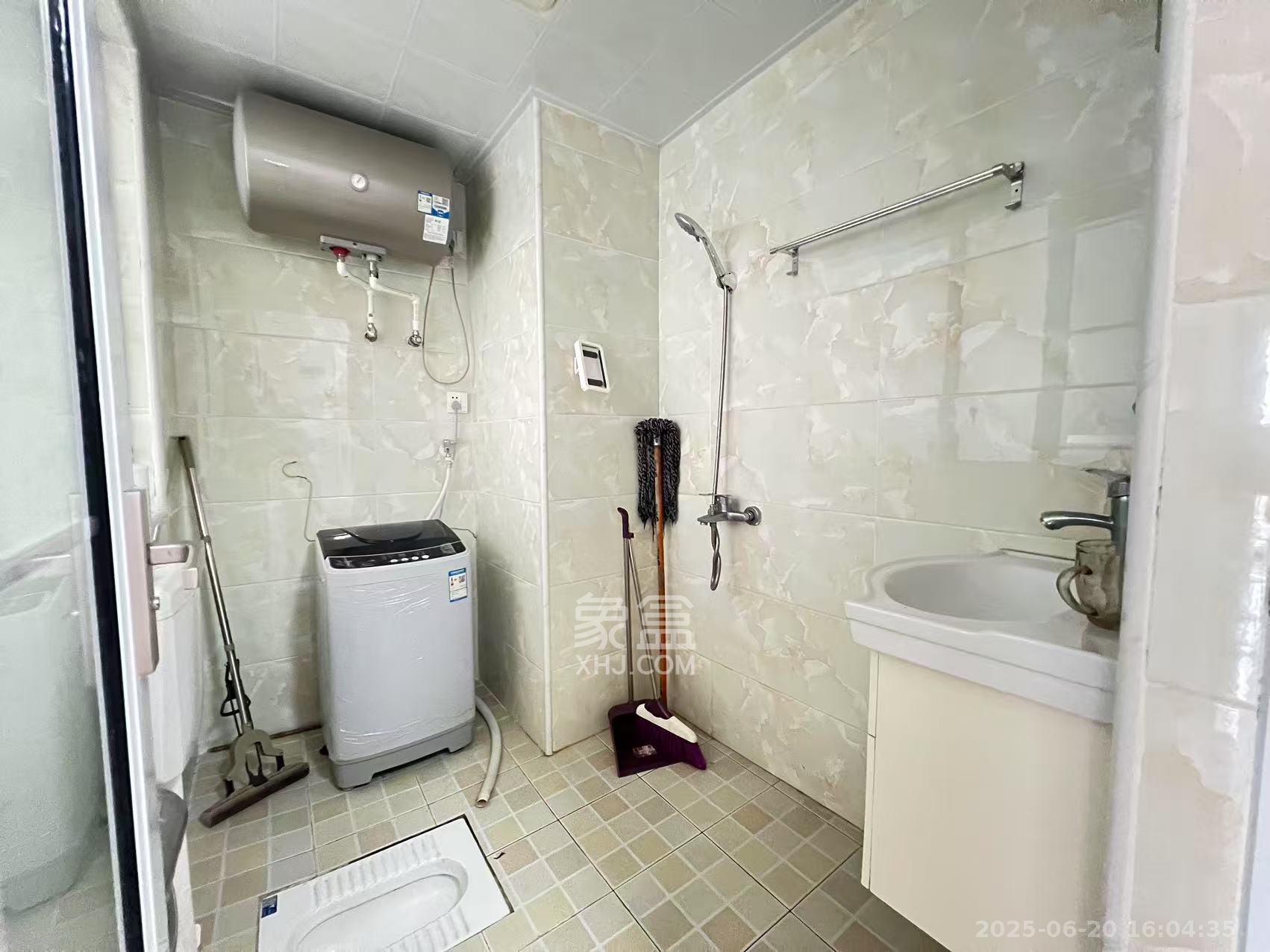 新天地步步高 1室1厅1卫 1000.0元/月 新天地步步高 1室1厅1卫 1000.0元/月室内图