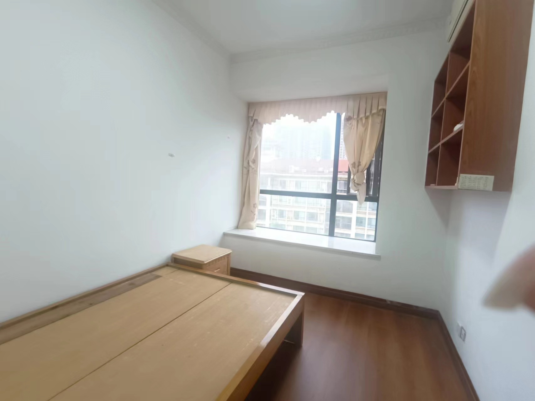 中核缇香名苑 3室2厅2卫 2000.0元/月 中核缇香名苑 3室2厅2卫 2000.0元/月室内图