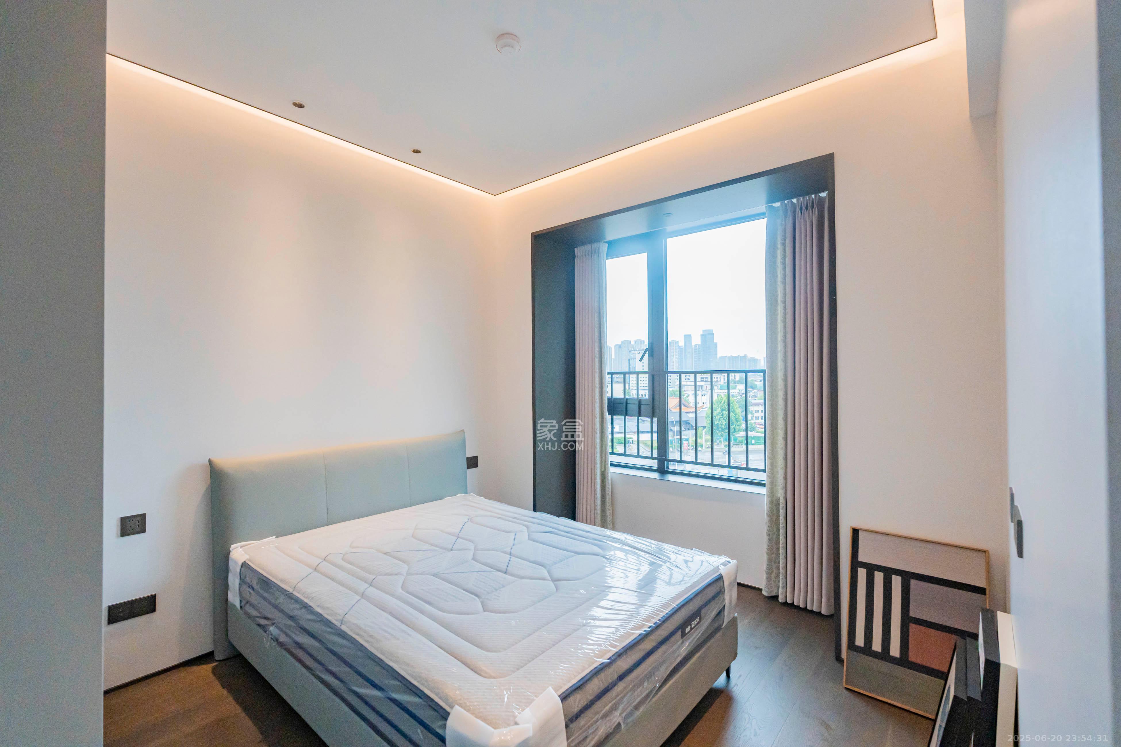 万科瑧湾汇  4室2厅3卫    568.0万 万科瑧湾汇  4室2厅3卫    568.0万卧室