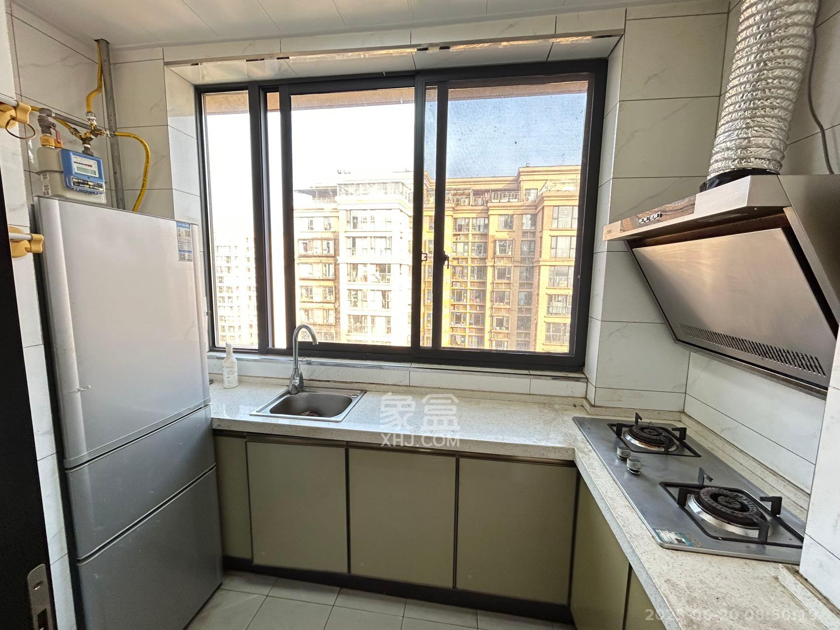 怡海星城 2室2厅1卫 1350.0元/月 怡海星城 2室2厅1卫 1350.0元/月室内图