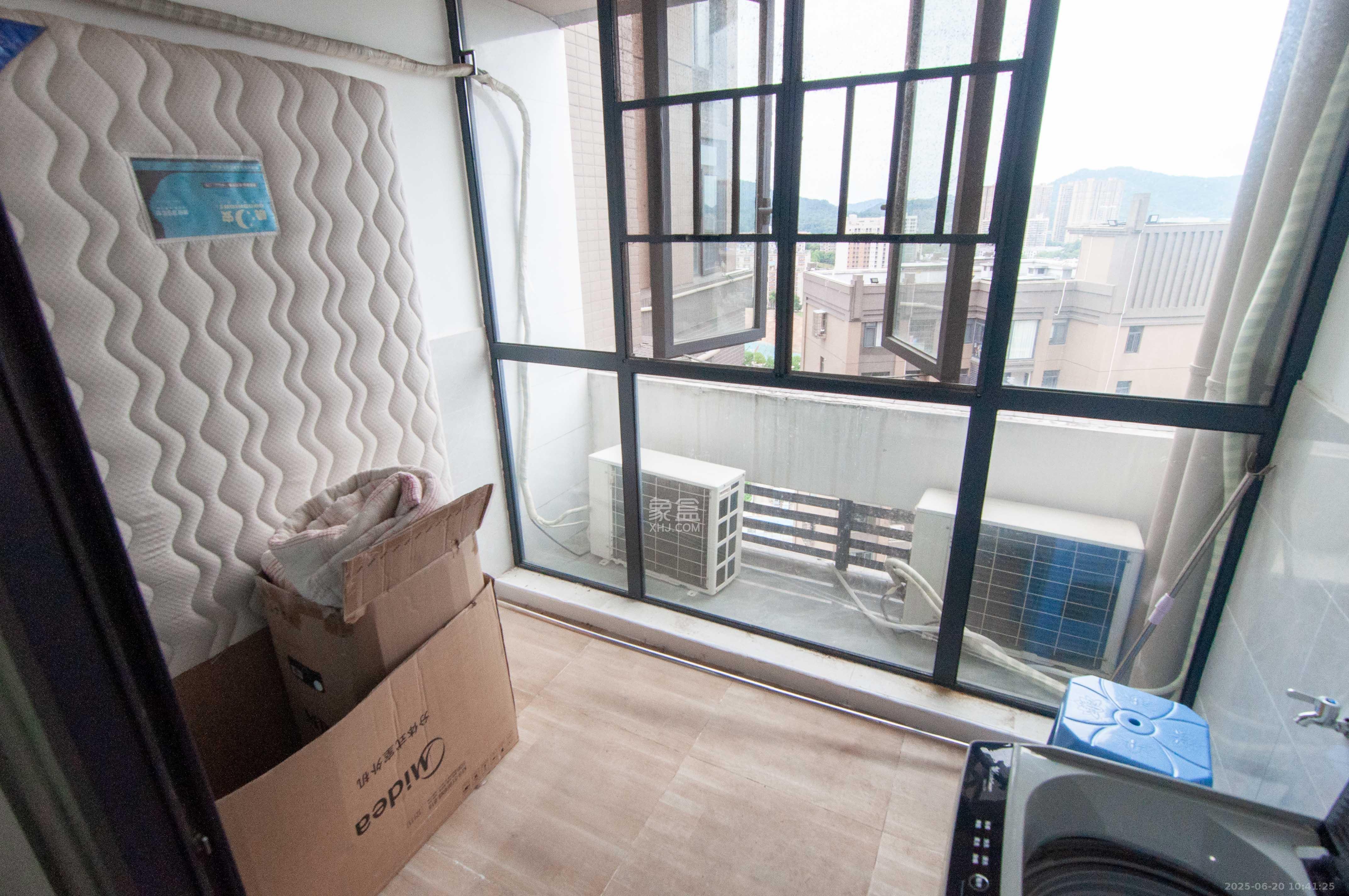 中央美郡 4室2厅2卫 139.8万 中央美郡 4室2厅2卫 139.8万其他