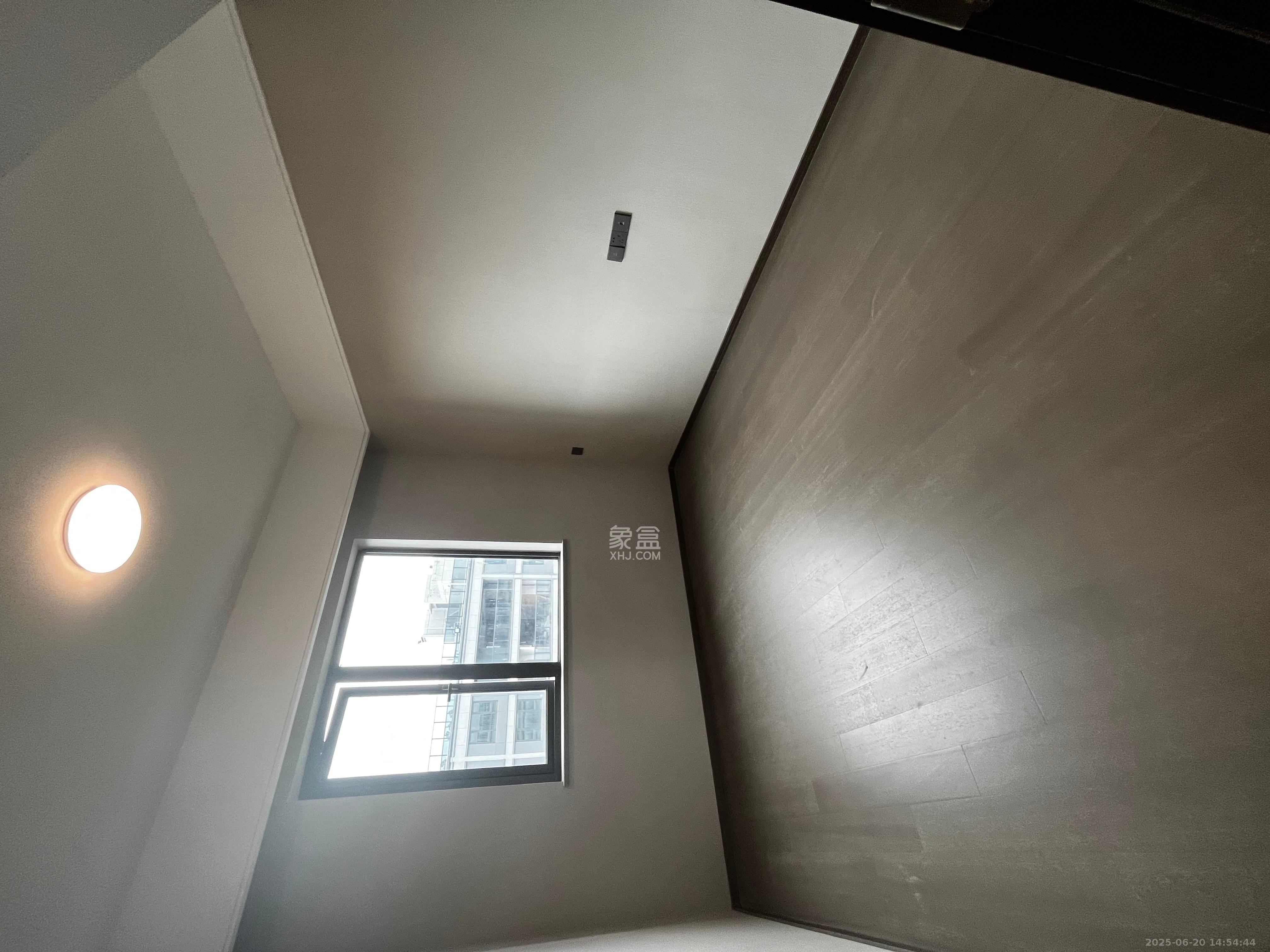 龙湖舜山府 4室2厅2卫 5000.0元/月 龙湖舜山府 4室2厅2卫 5000.0元/月室内图