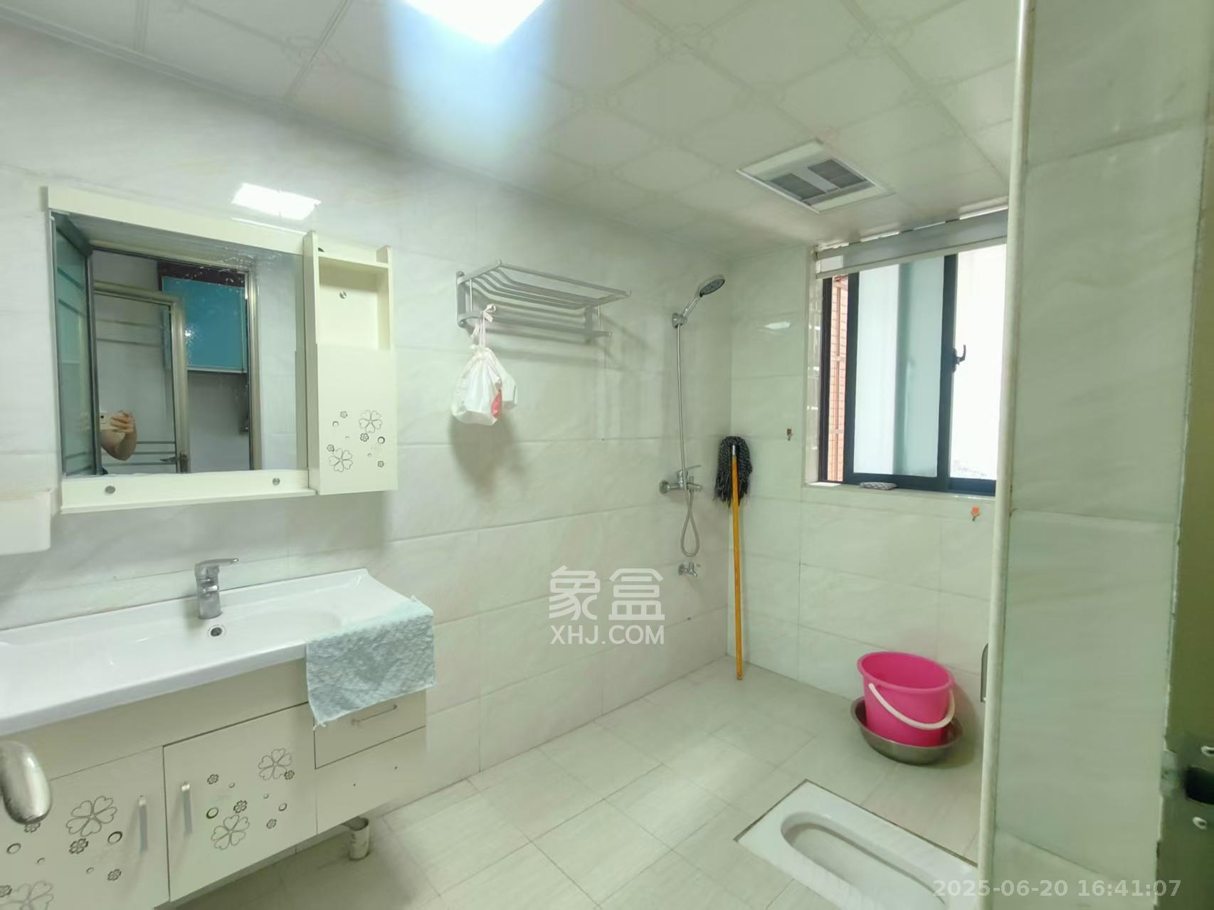 观沙嘉园 2室2厅1卫 2100.0元/月 观沙嘉园 2室2厅1卫 2100.0元/月室内图