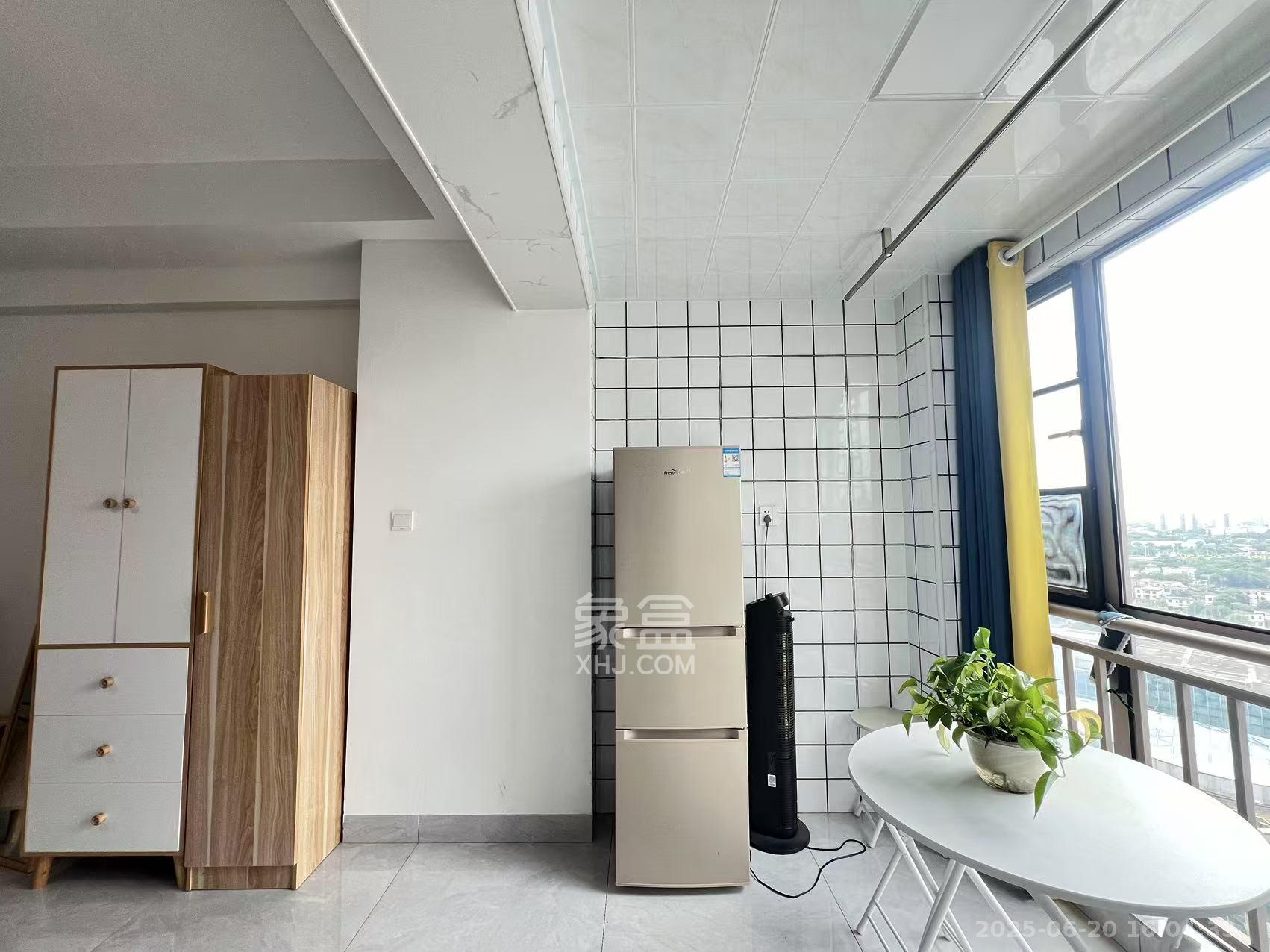 新天地步步高 1室1厅1卫 1000.0元/月 新天地步步高 1室1厅1卫 1000.0元/月室内图