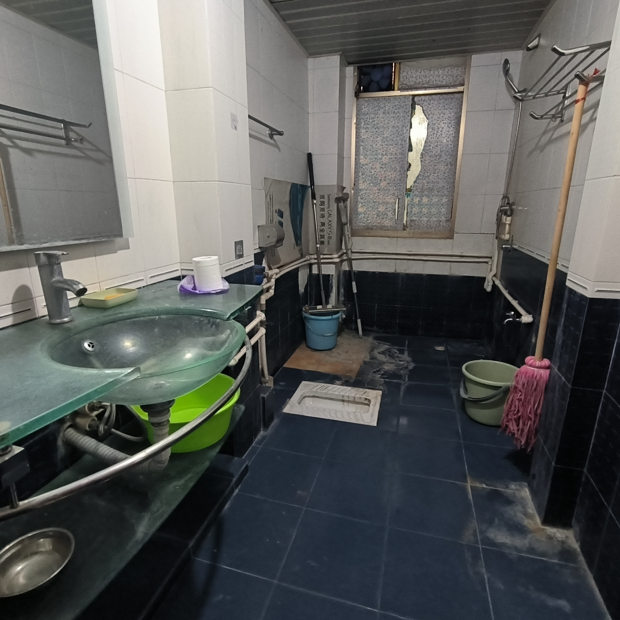 名牌大厦 3室2厅2卫 1600.0元/月 名牌大厦 3室2厅2卫 1600.0元/月室内图