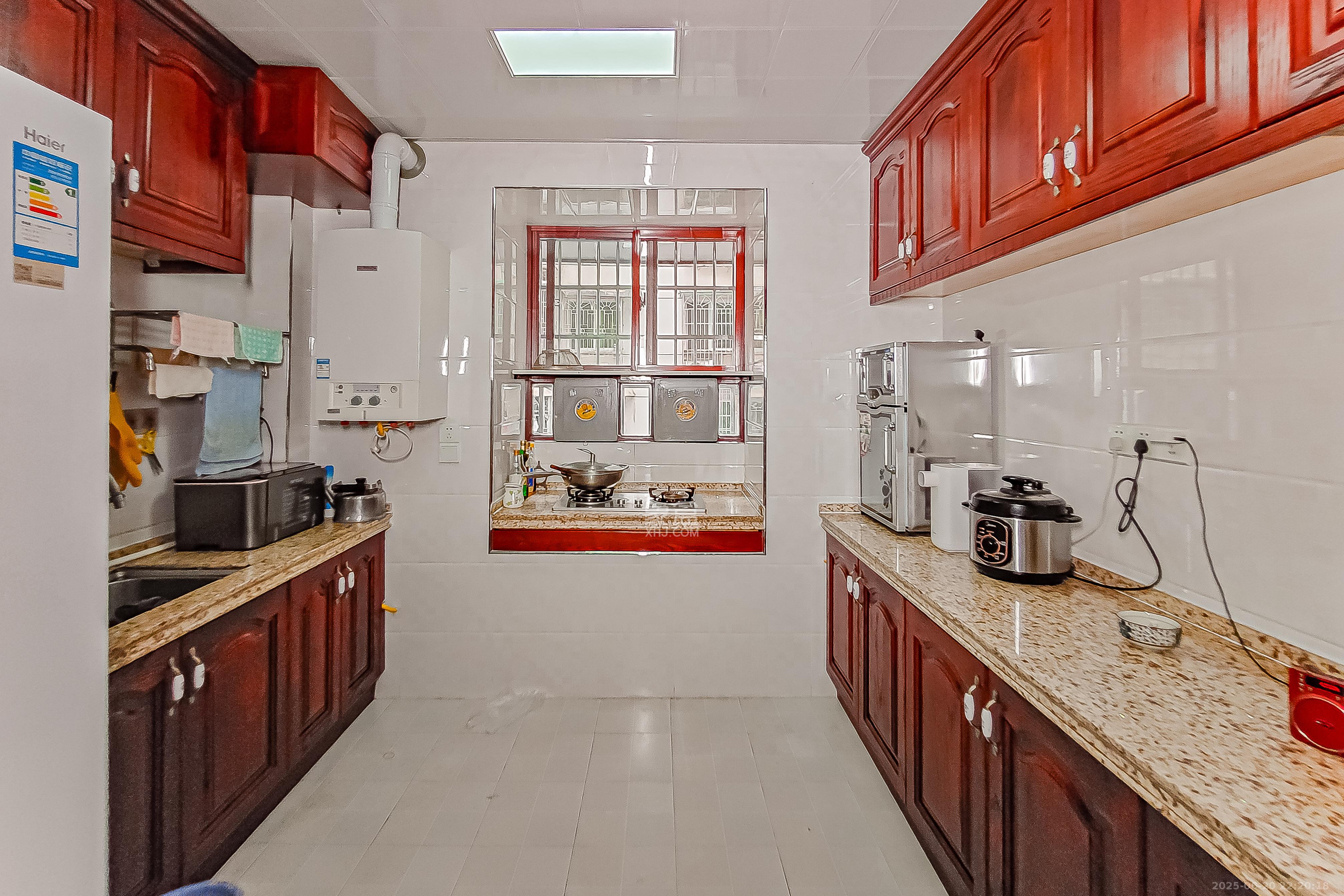 南建公寓  2室2厅1卫    66.0万 南建公寓  2室2厅1卫    66.0万厨房