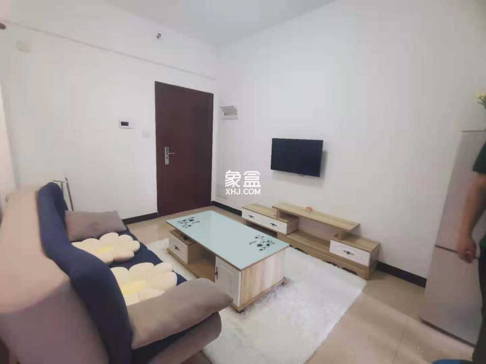 珠江愉景新城  1室1厅1卫   1800.00元/月室内图