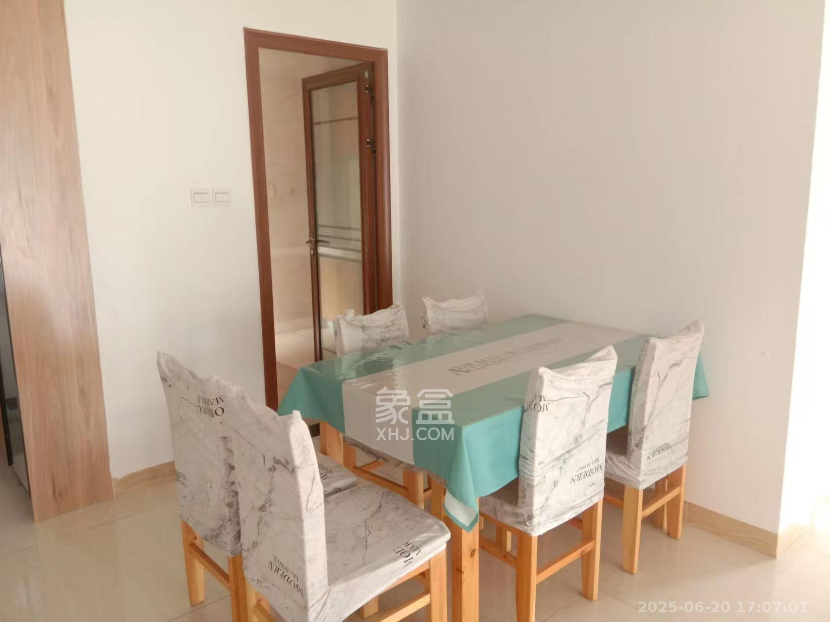 江山帝景哈佛  3室2厅1卫    2200.0元/月 江山帝景哈佛  3室2厅1卫    2200.0元/月室内图