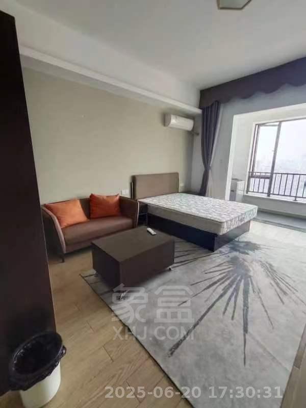 中泰财富湘江  1室1厅1卫    1300.0元/月 中泰财富湘江  1室1厅1卫    1300.0元/月室内图